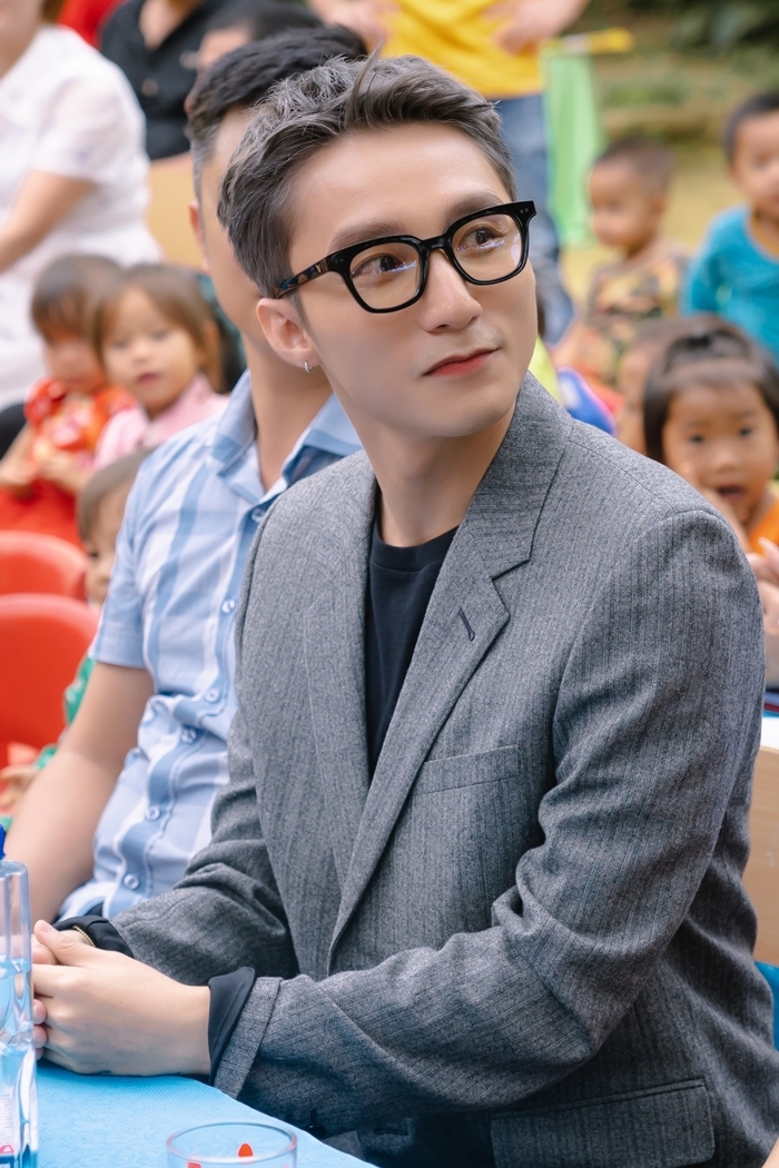 Lan truyền rầm rộ ảnh chưa từng thấy của Sơn Tùng M-TP- Ảnh 4.