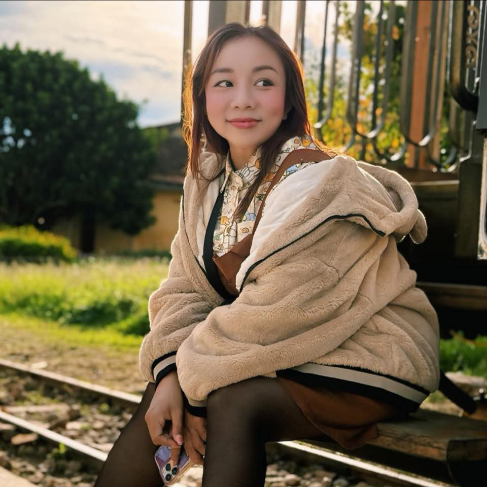 Nữ diễn viên Việt nhập viện nhưng không có nổi bảo hiểm y tế, giả bộ bận rộn để không đi đám tiệc- Ảnh 1.