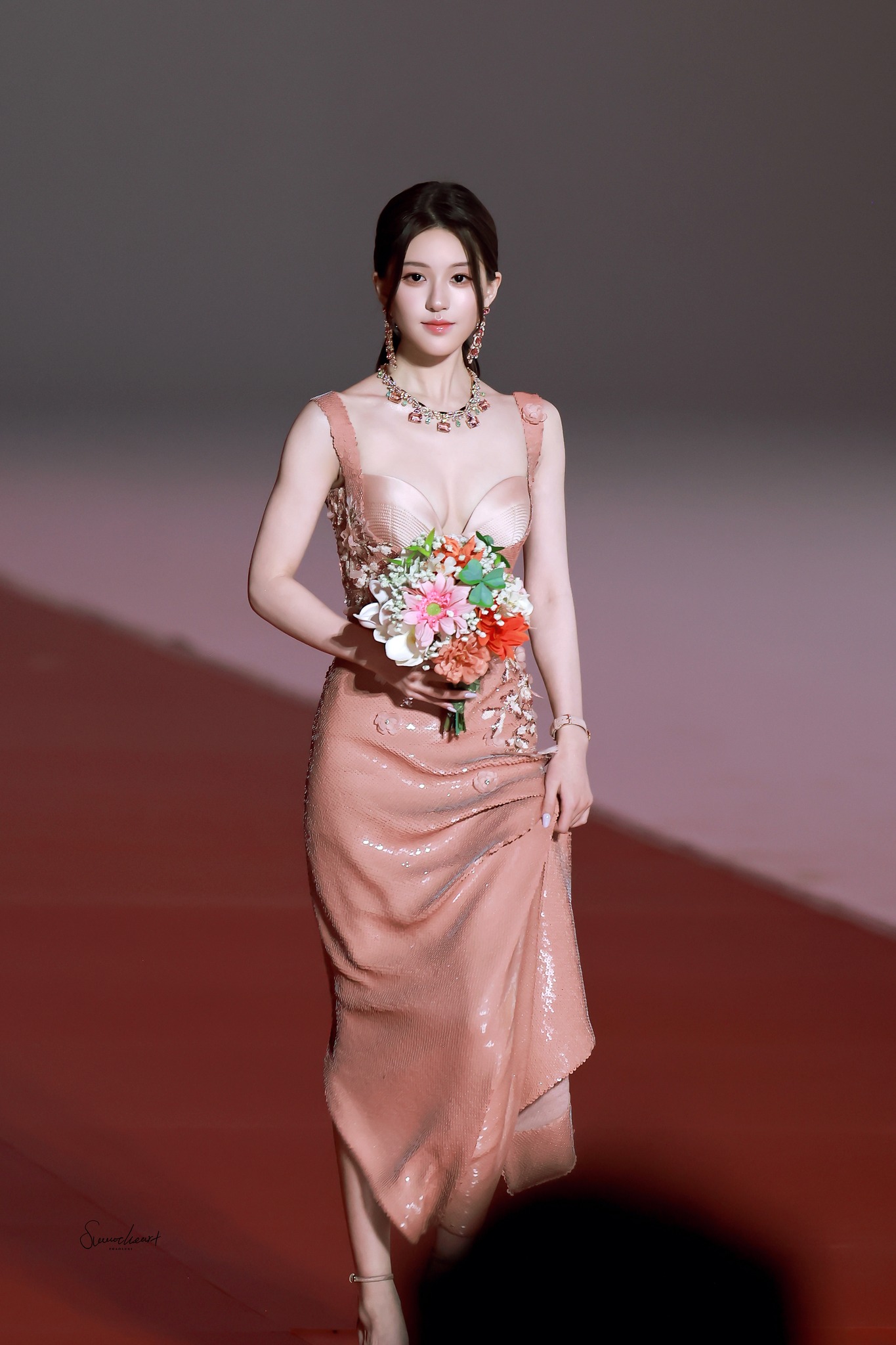 Hot nhất Weibo: Dương Dương và Triệu Lộ Tư lộ chuyện hẹn hò, nhà gái ê chề vì bị cả MXH cười chê- Ảnh 6.