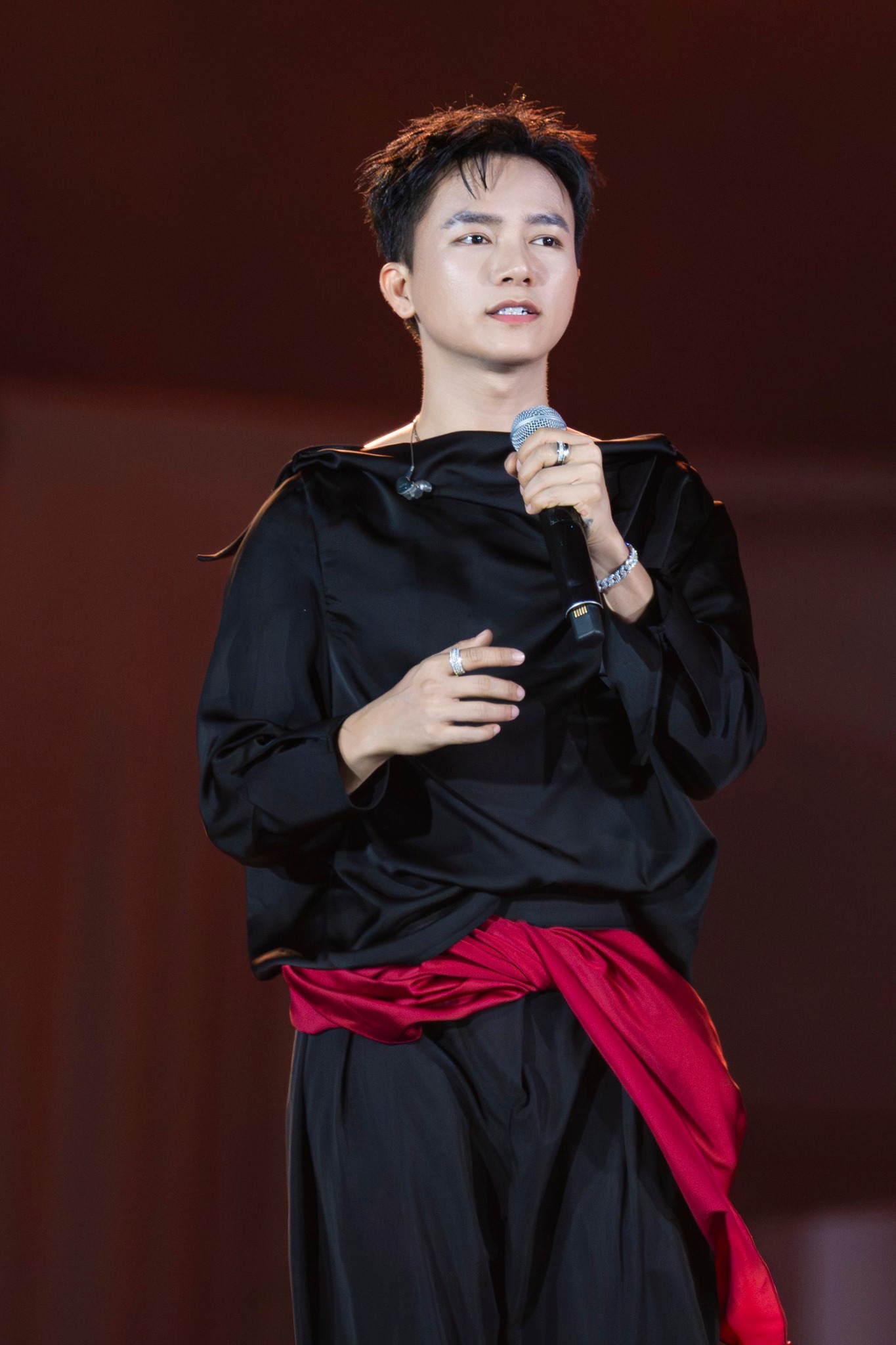 Sau 1 năm đạt vote khủng ở WeChoice, top 3 Nghệ sĩ có hoạt động nổi bật giờ ra sao?- Ảnh 5.