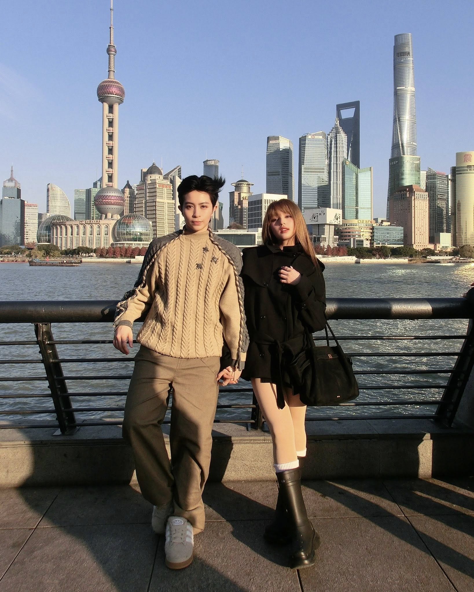 Xoài Non liên tục đăng bài tâm trạng, mối quan hệ với Gil Lê thế nào?- Ảnh 8. Xoài Non liên tục đăng bài tâm trạng, mối quan hệ với Gil Lê thế nào?- Ảnh 8.