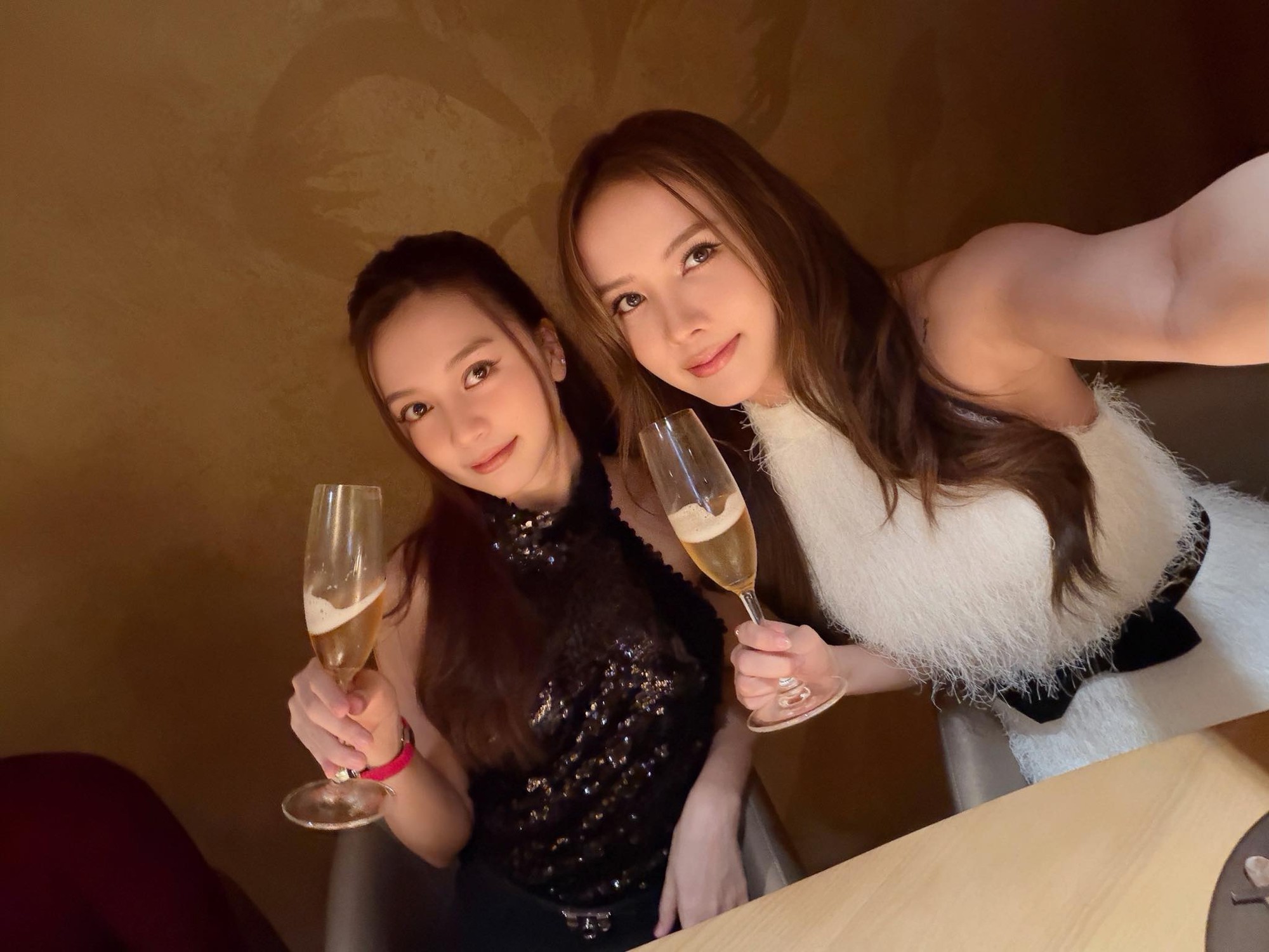 Chị gái Thiều Bảo Trâm có tin vui- Ảnh 11.