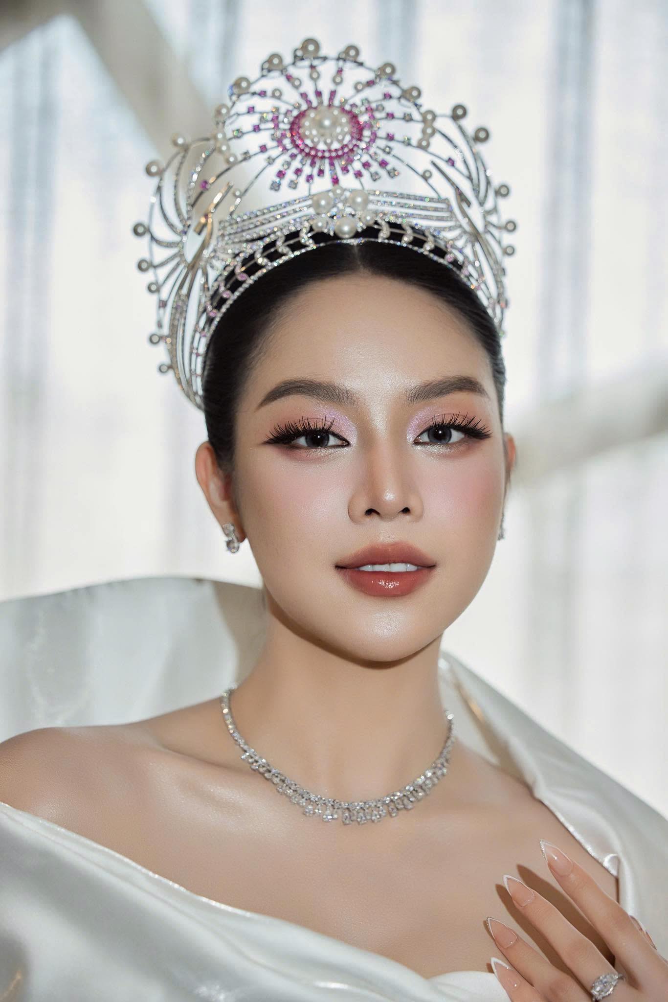 Cô gái 2K1 xinh như