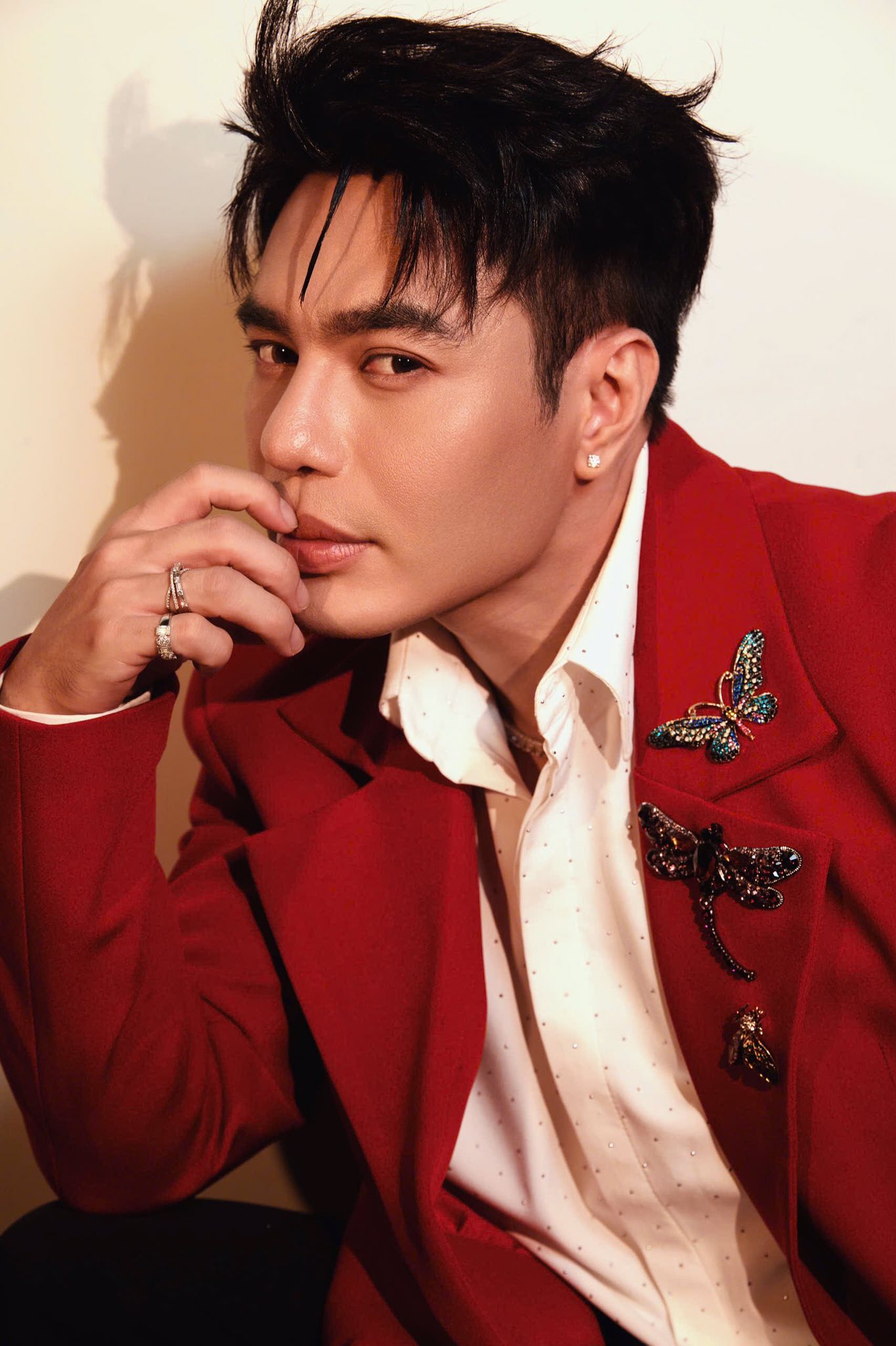 Chốt sổ drama ngày cuối 2025: Lê Dương Bảo Lâm livestream làm rõ vụ ồn ào với Hoà Minzy ở fan meeting- Ảnh 2.