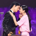 Cặp đôi ngôn tình công khai tình tứ quá mức cho phép ngay trên sóng trực tiếp, 2 anh chị yêu nhau thật đấy à? 60567249714163945067243448323796079321560555n 111705 1767241581495 1767241581922200975006 47 0 612 1080 crop 17672417350251877729197jpg