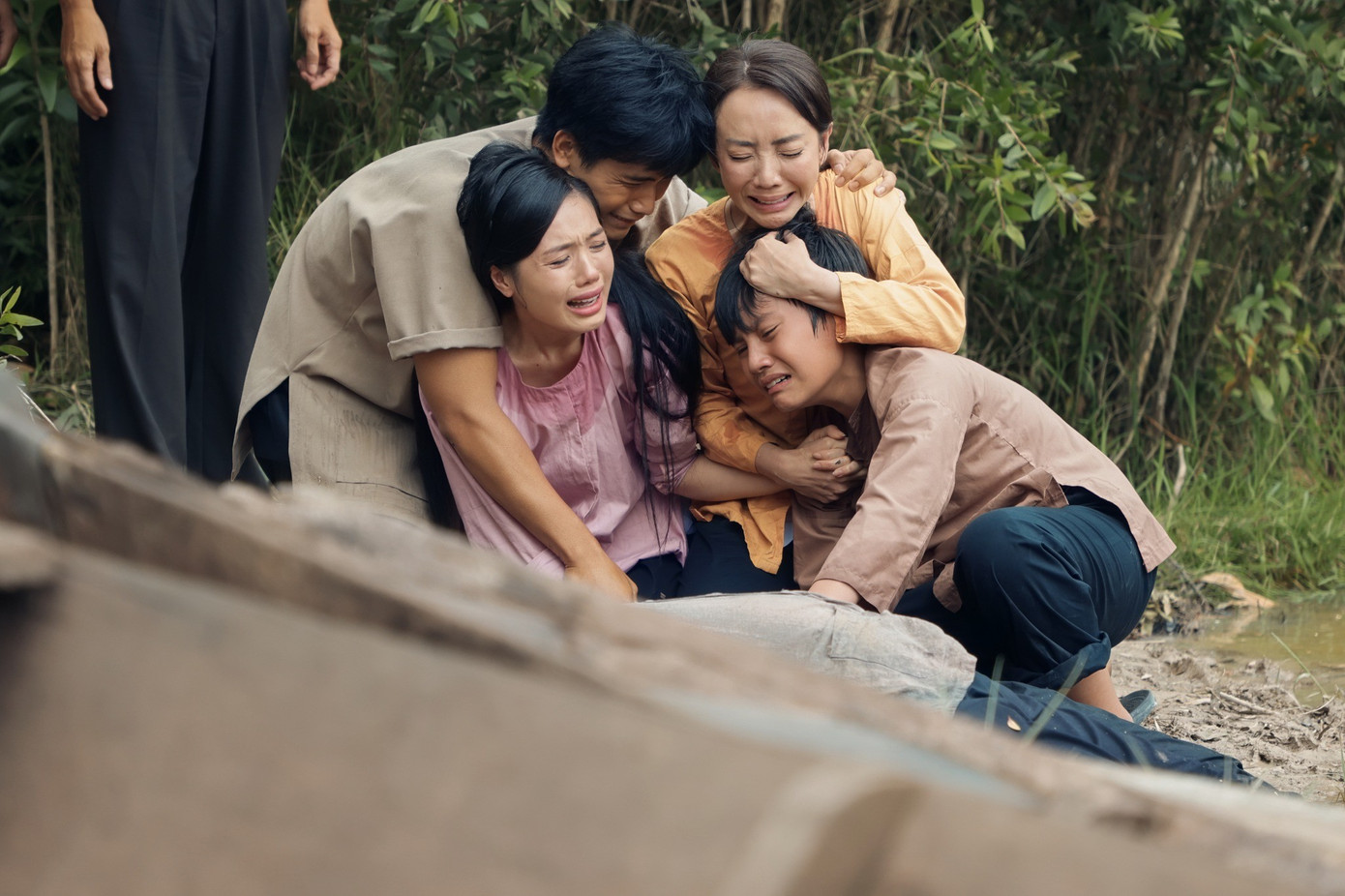 Phim Việt đầu tiên cán mốc 100 tỷ đồng trong năm 2026- Ảnh 2.