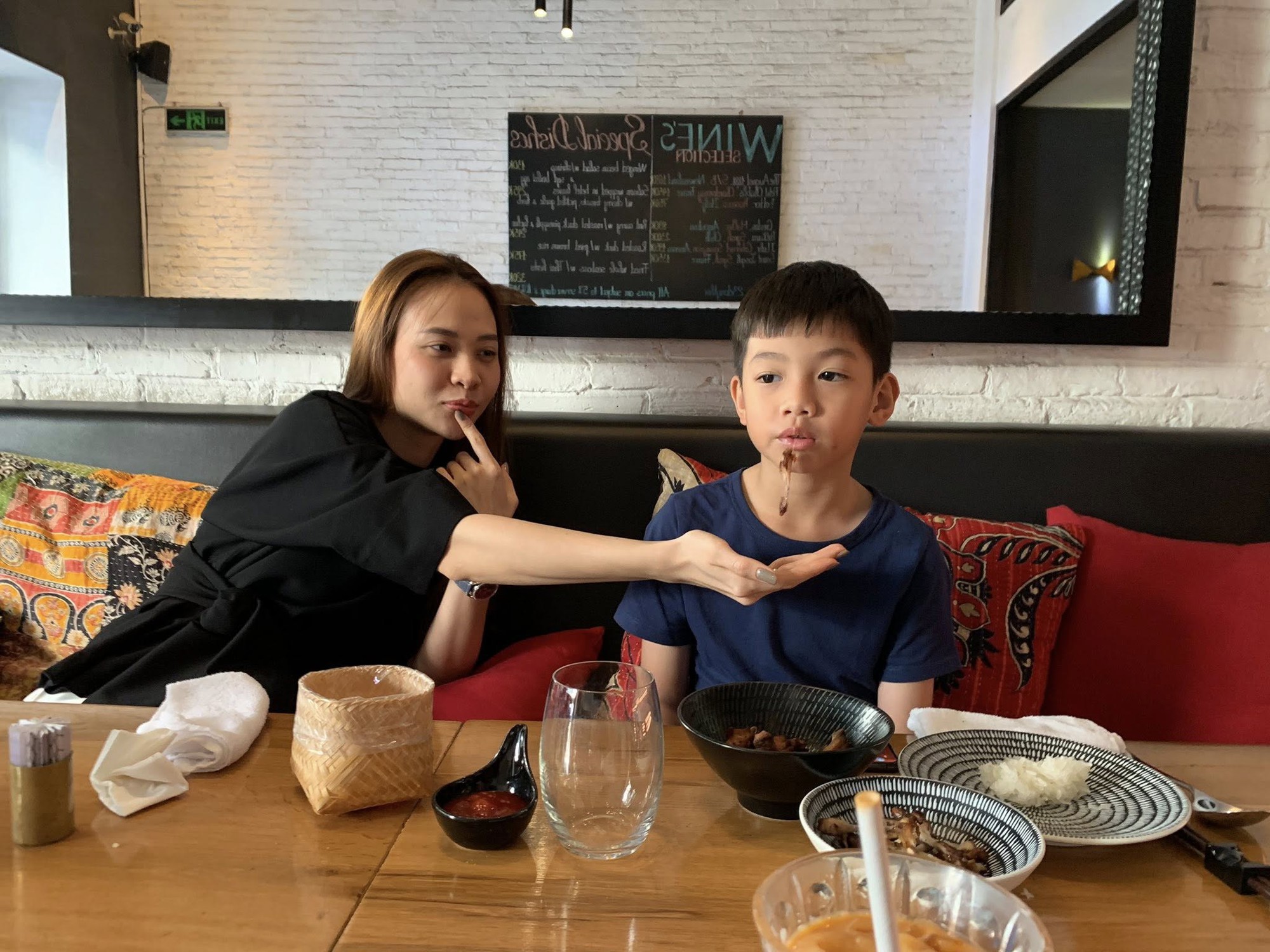 Cường Đô La tung 70 bức ảnh giữ kín bấy lâu, cách Đàm Thu Trang đối xử với Subeo lộ rõ- Ảnh 2.