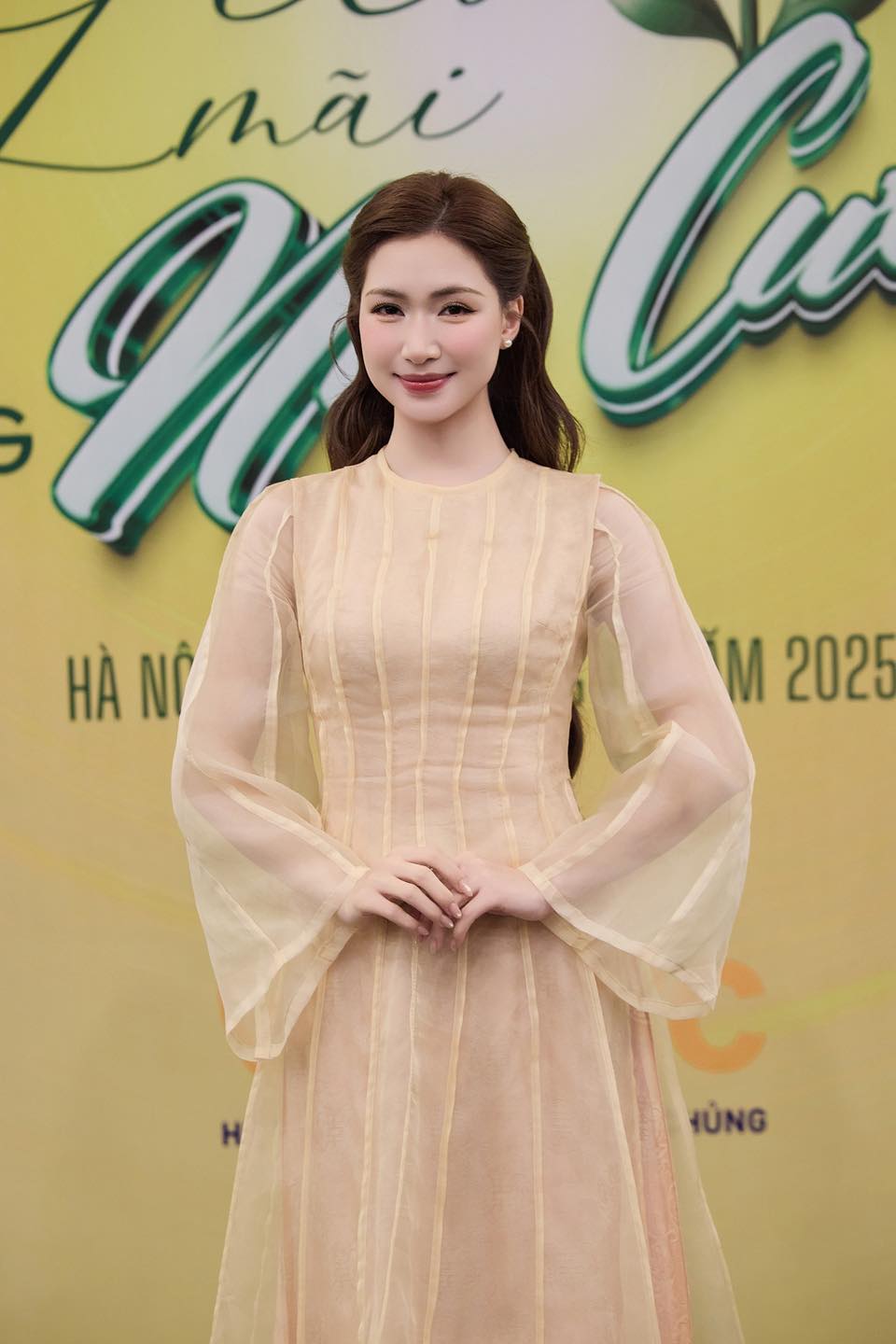 Hòa Minzy đáp trả- Ảnh 2. Hòa Minzy đáp trả- Ảnh 2.