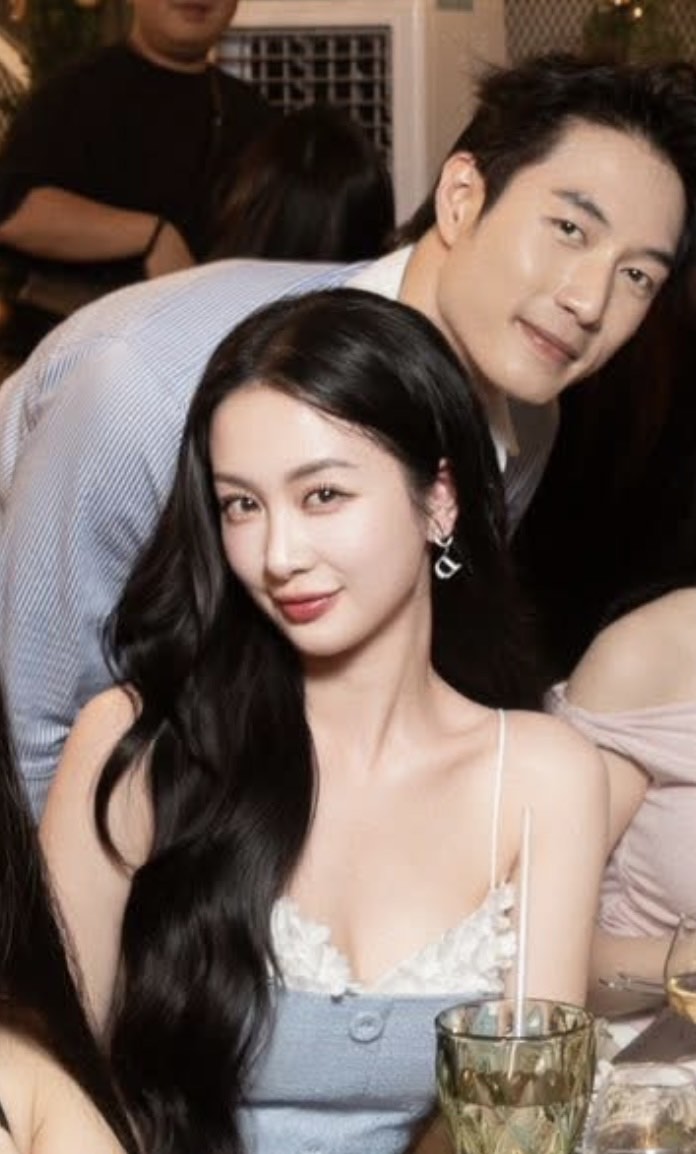 Drama tình ái mở bát đầu năm: Cặp Vbiz vướng tin đã toang, gái xinh nghi đã có tình trẻ- Ảnh 3.