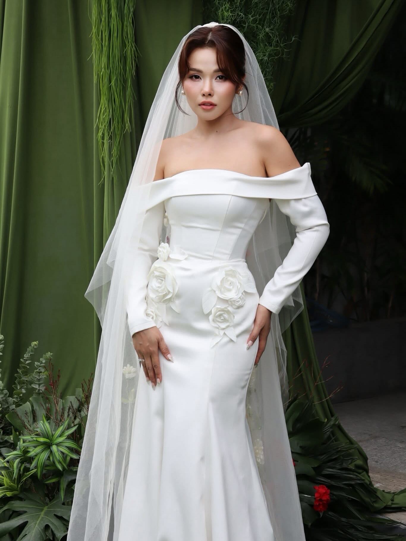 Mỹ nhân Việt vừa bí mật lên xe hoa tung luôn ảnh cưới, danh tính chú rể được hé lộ- Ảnh 2.