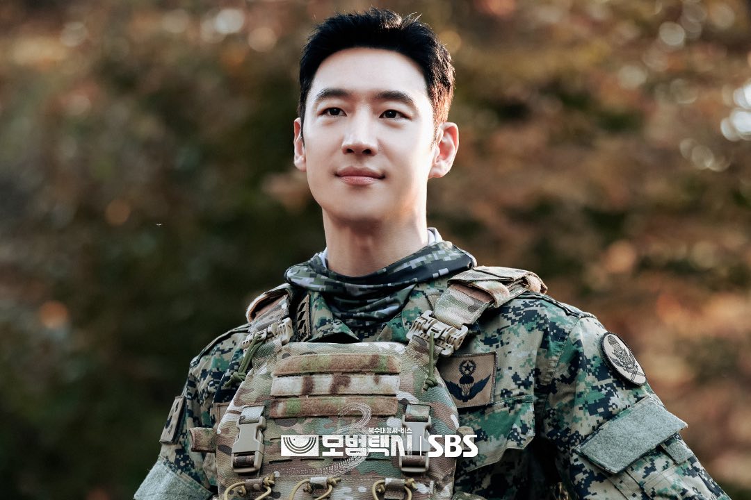 Màn cameo chấn động ở phim Hàn rating cao nhất cả nước: 1 phút mà hot bằng 16 tập cộng lại, cả MXH đảo điên- Ảnh 2.