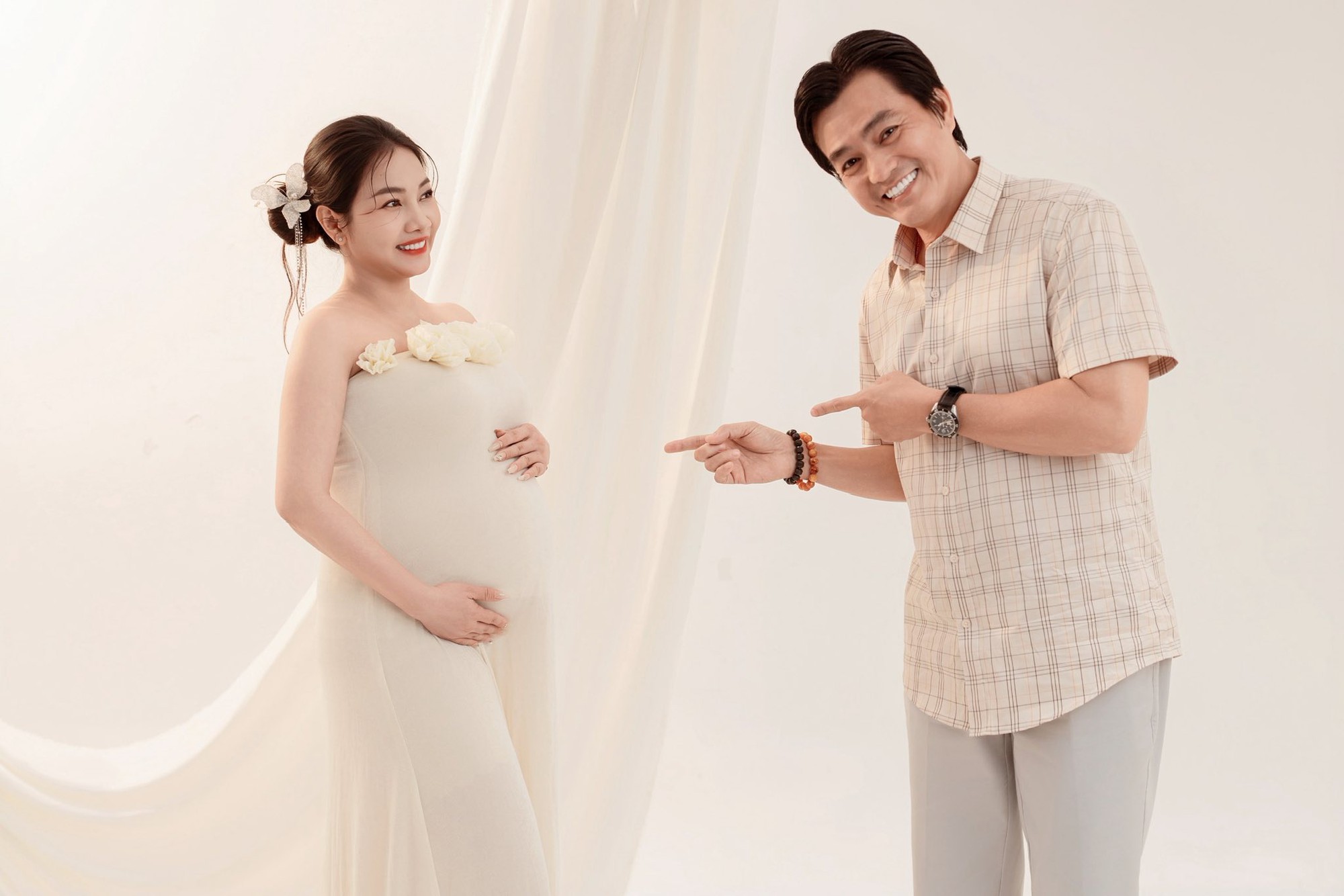 Nam diễn viên vừa lên chức bố ở tuổi 51: Tình duyên lận đận, 2 lần cưới hụt, Việt Hương từng yêu thầm- Ảnh 2. Nam diễn viên vừa lên chức bố ở tuổi 51: Tình duyên lận đận, 2 lần cưới hụt, Việt Hương từng yêu thầm- Ảnh 2.