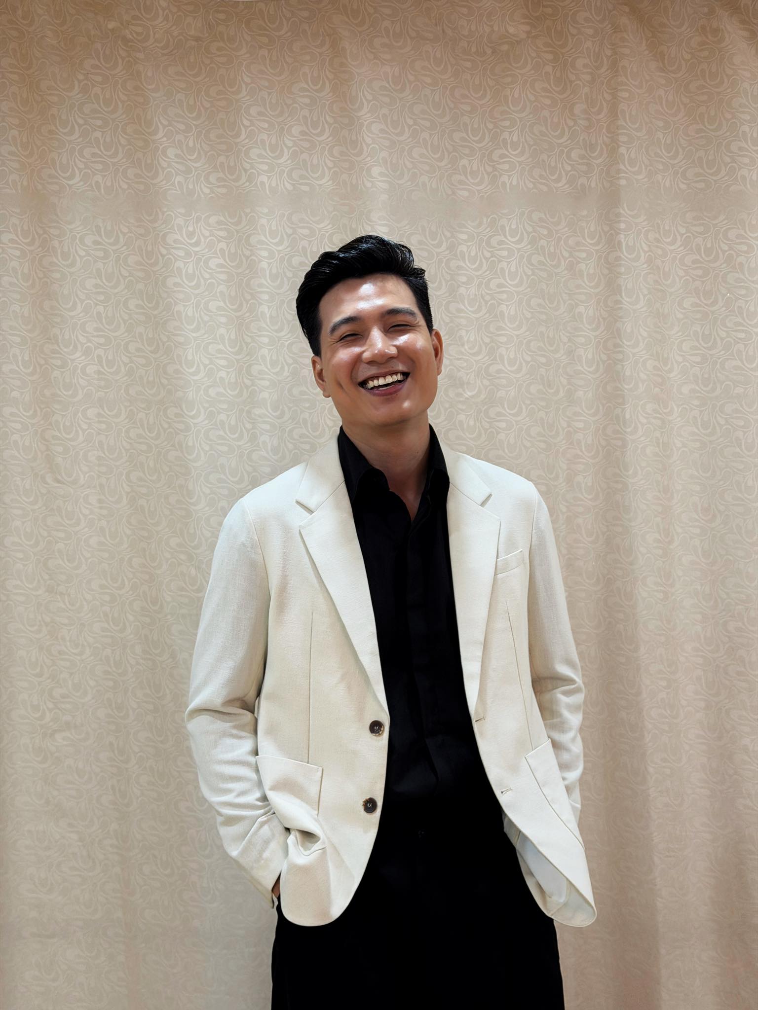 Showbiz Việt có cặp đôi