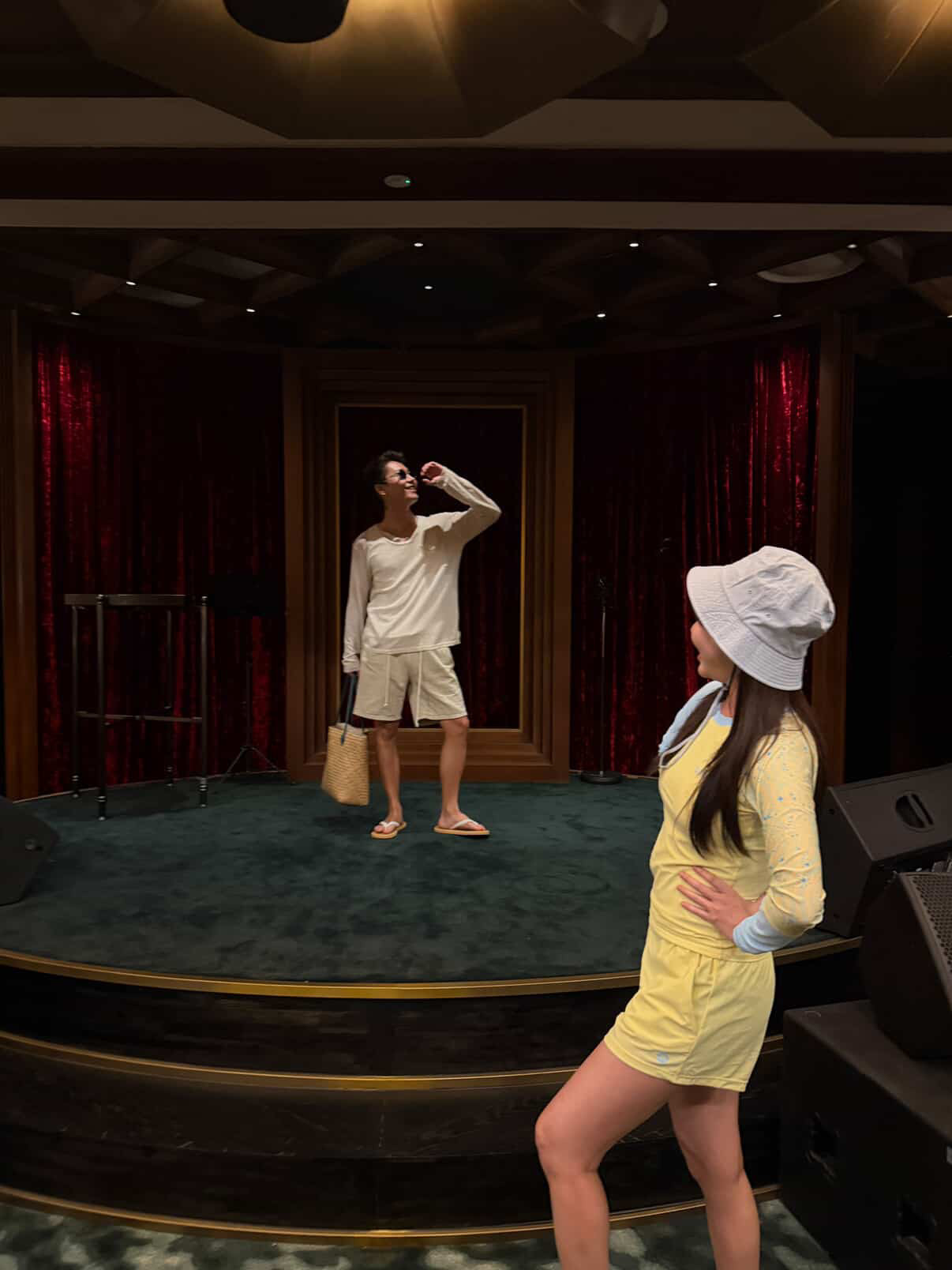 Cặp chị - em hẹn hò mà cả showbiz Việt đều biết: Bị hội bạn khui sạch hint, lộ cả chuyện ra mắt gia đình- Ảnh 2.