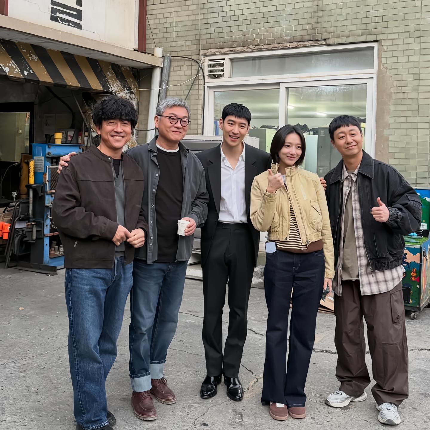 Màn cameo chấn động ở phim Hàn rating cao nhất cả nước: 1 phút mà hot bằng 16 tập cộng lại, cả MXH đảo điên- Ảnh 1.