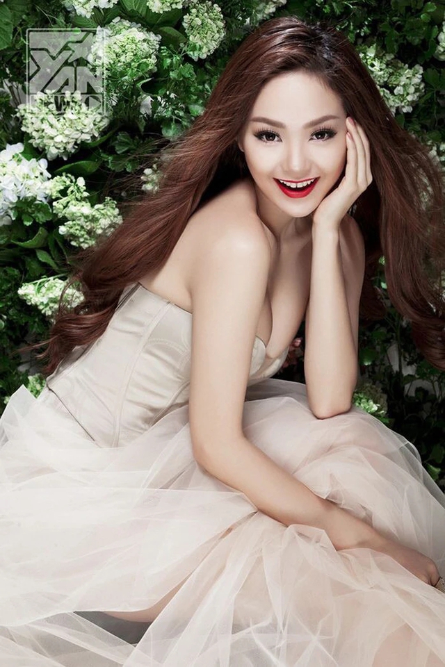 Mỹ nhân Việt đầu tiên được vinh danh nghệ sĩ xuất sắc nhất châu Á, đã đẹp còn sang như dát kim cương lên người- Ảnh 2.