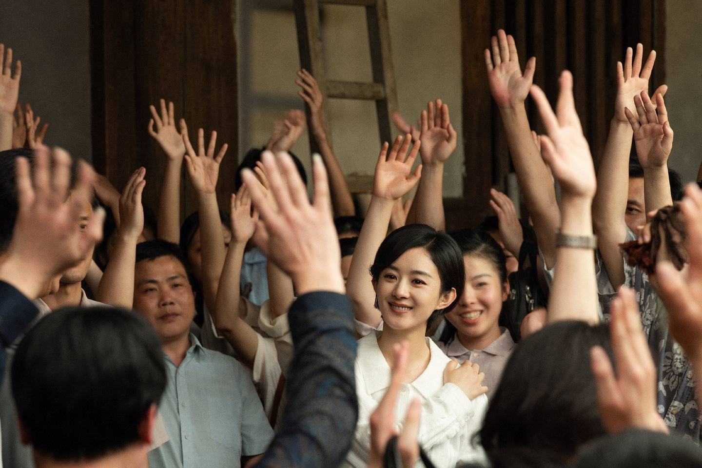 Dương Mịch quá điên rồi: Phim cũ chiếu 10 năm vẫn chiếm top 1 rating cả nước, không sợ Triệu Lệ Dĩnh nghĩ quẩn à?- Ảnh 3.