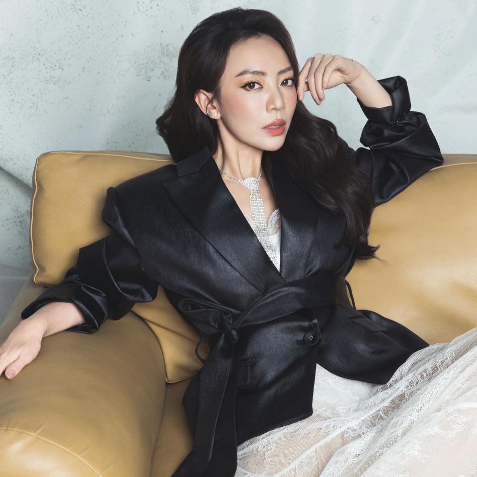 Thu Trang đăng tâm thư giữa đêm khiến ai cũng xót, Trấn Thành để lại lời nhắn làm rõ mối quan hệ của cả hai- Ảnh 2.