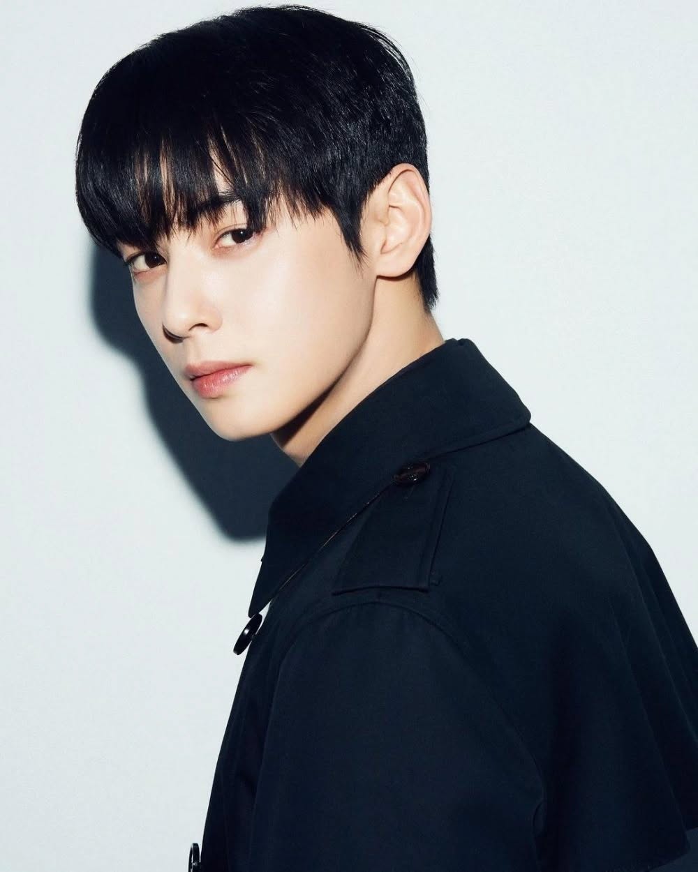 Hết cứu Cha Eun Woo: Quảng cáo lần lượt