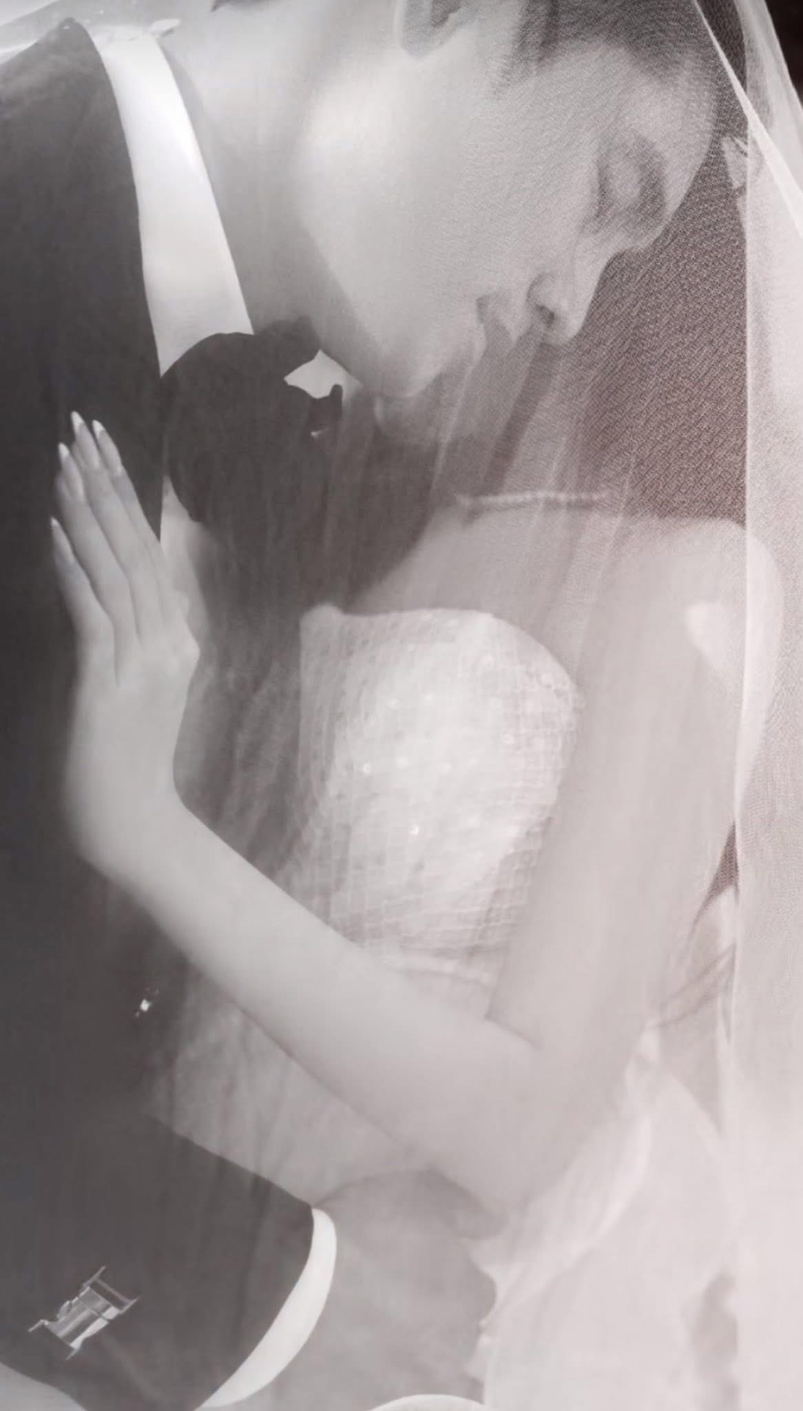 Cặp đôi Đảo thiên đường bí mật kết hôn?- Ảnh 3.