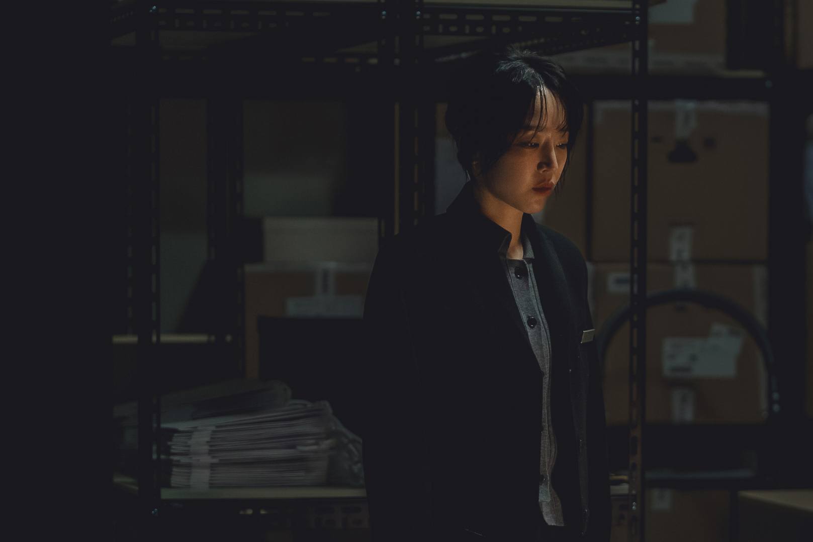The Art of Sarah: Ván cờ danh tính cao tay của Shin Hye Sun, lừa người xem đến tận phút cuối- Ảnh 3.