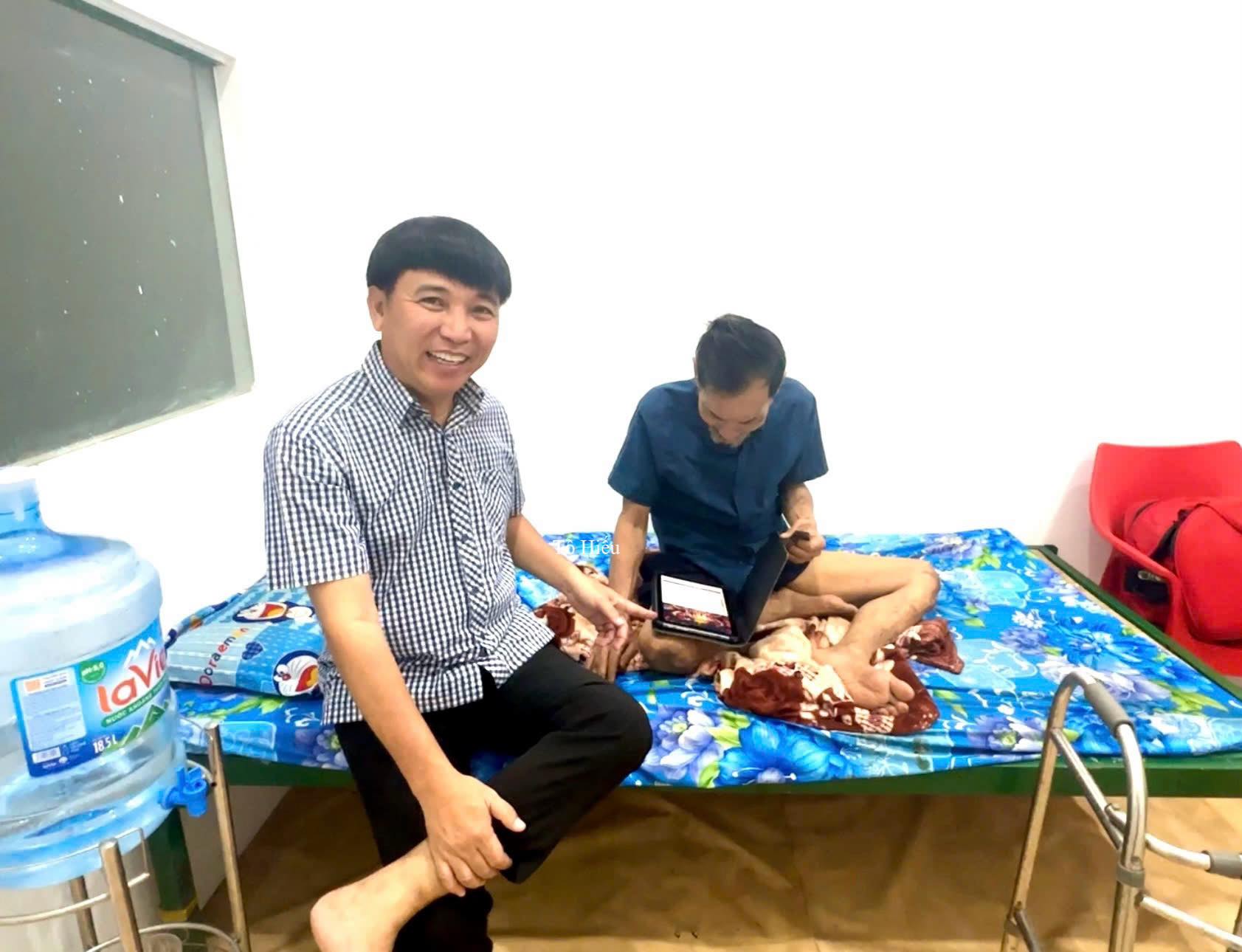 Nam nghệ sĩ duy nhất dự tang lễ Thương Tín đăng 1 bức ảnh khiến nhiều người xúc động, cảm ơn- Ảnh 1.