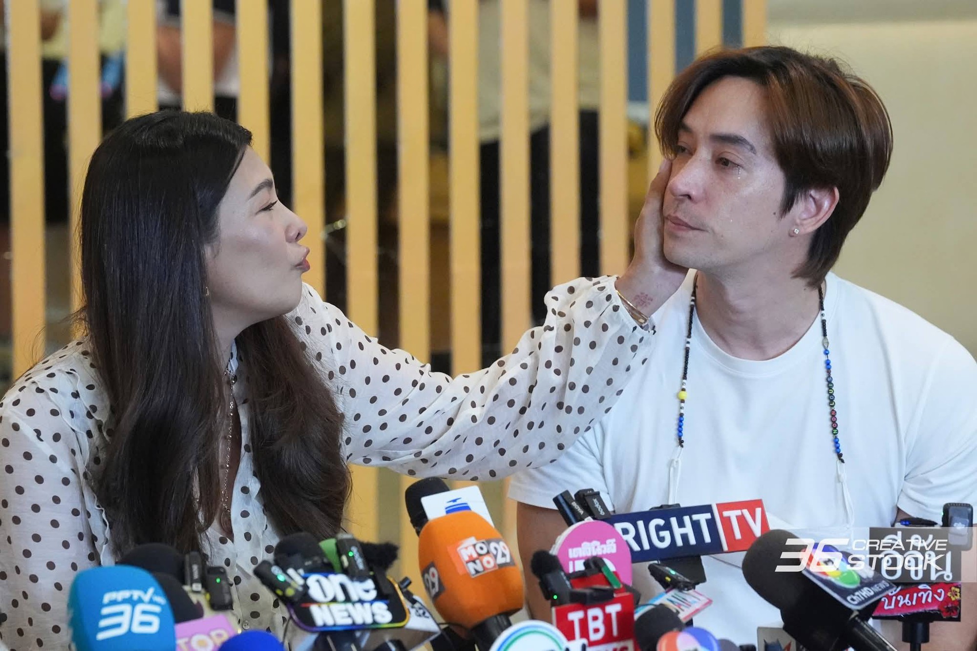 Nhói lòng ngọc nữ showbiz mất con gái đầu lòng, nguy kịch tính mạng do vỡ tử cung ở tháng cuối thai kỳ- Ảnh 5. Nhói lòng ngọc nữ showbiz mất con gái đầu lòng, nguy kịch tính mạng do vỡ tử cung ở tháng cuối thai kỳ- Ảnh 5.