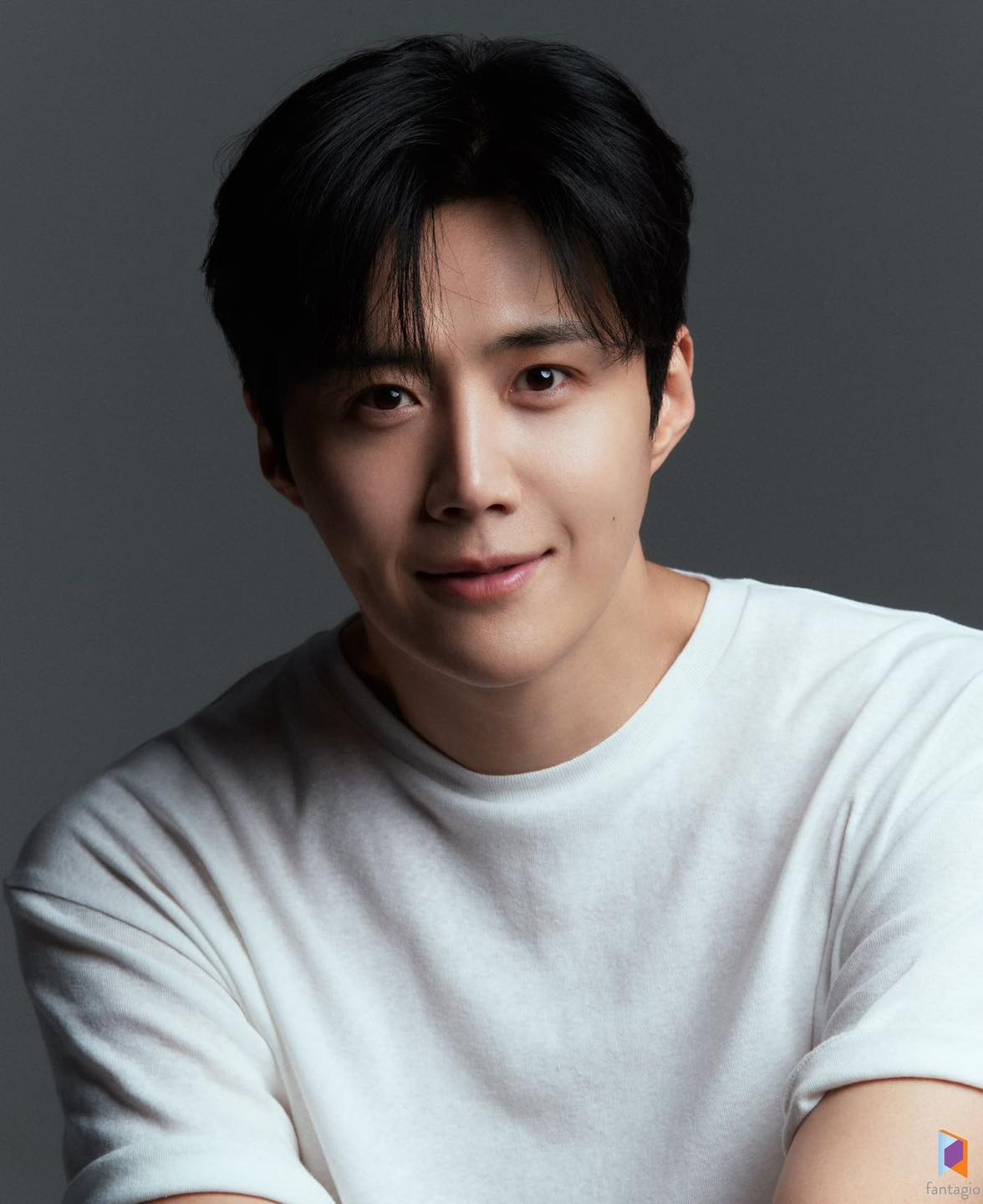 Nóng: Kim Seon Ho thừa nhận sai phạm trốn thuế, xin lỗi và nộp bổ sung- Ảnh 1.