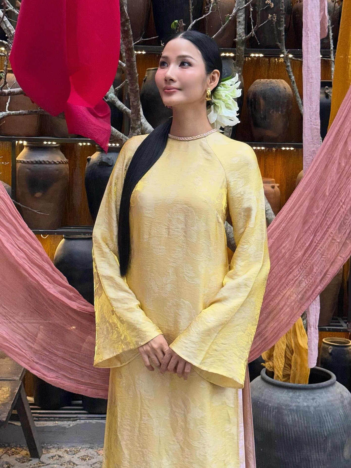 Dàn hoa, á hậu khoe dáng với áo dài Tết- Ảnh 25.