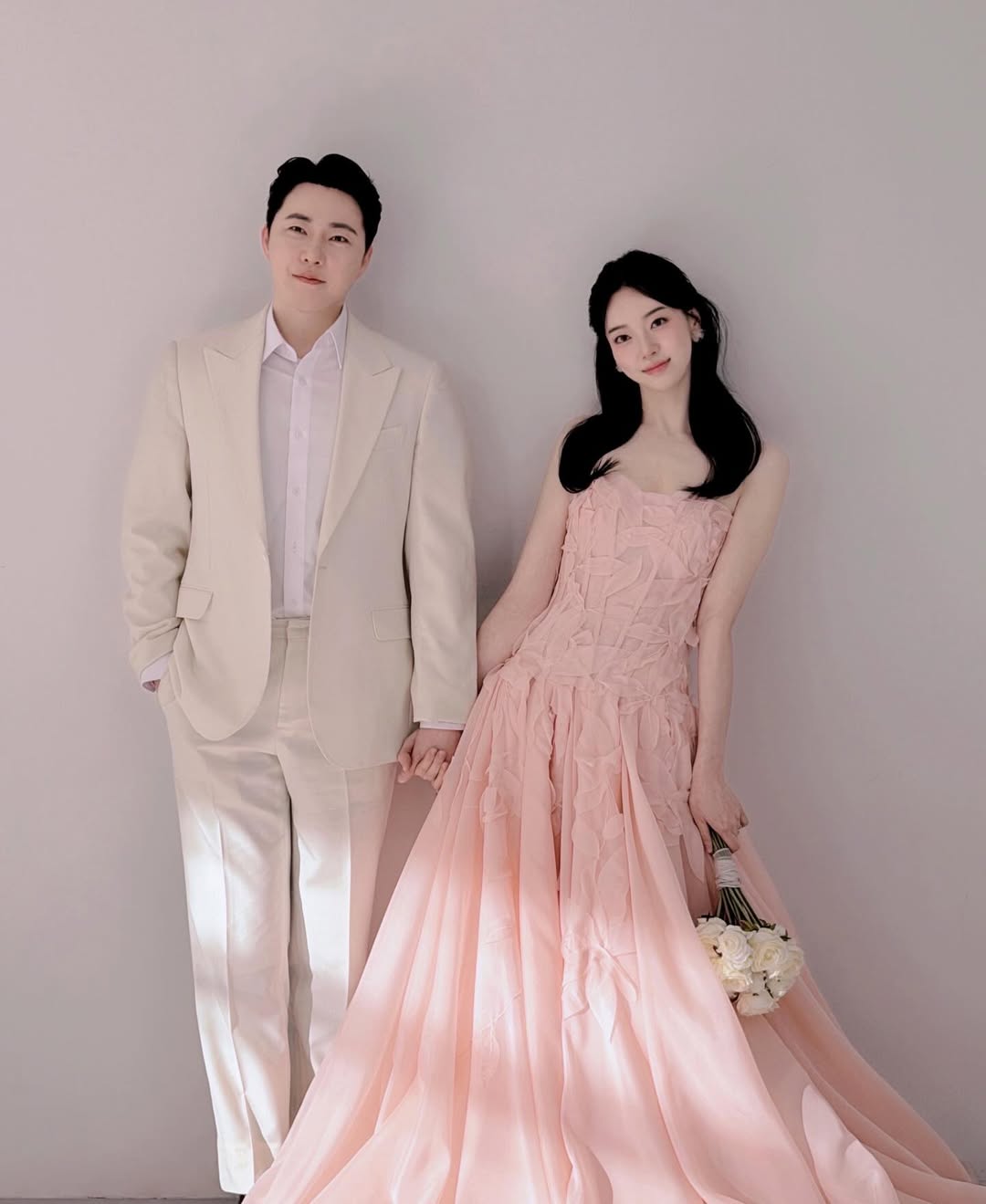 Kết hôn vào Valentine, nữ diễn viên phim giờ vàng khiến cả MXH vỡ mộng- Ảnh 1.