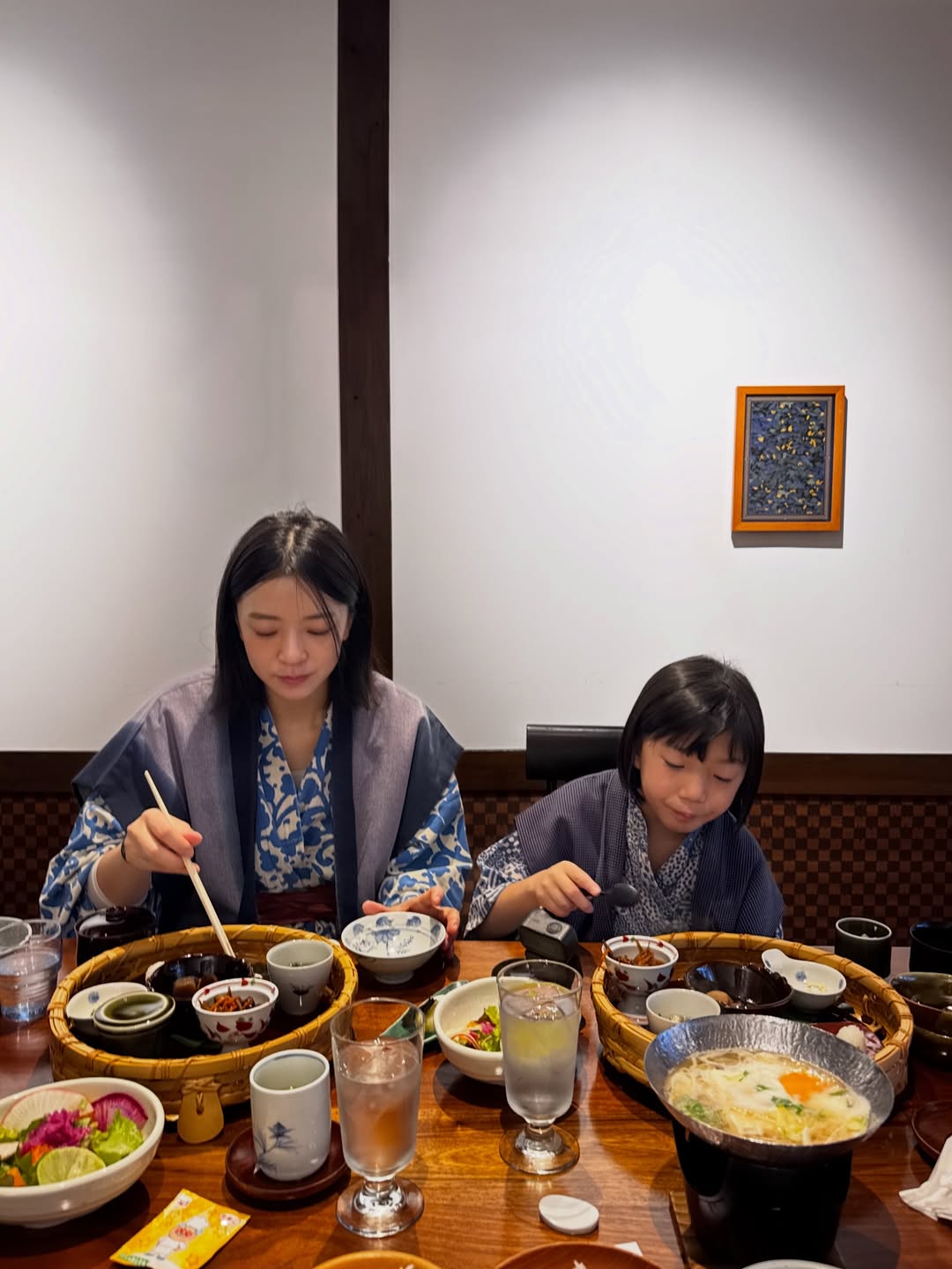 Tin nổi không: Đây mà là con trai của sao nam Running Man bị ghét nhất ư?- Ảnh 1. Tin nổi không: Đây mà là con trai của sao nam Running Man bị ghét nhất ư?- Ảnh 1.