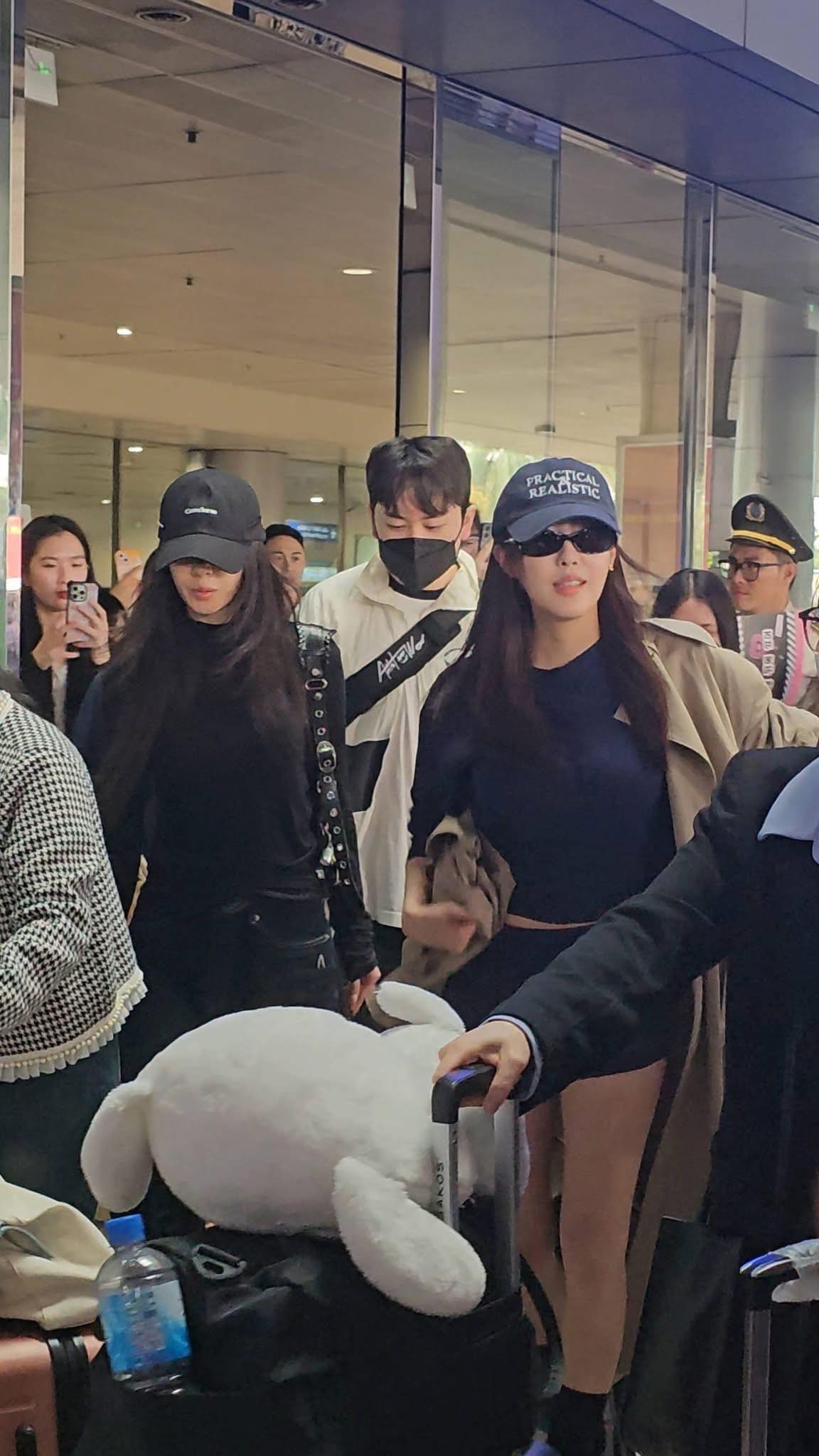 T-ara đổ bộ Việt Nam: Đẹp chấp cam thường, xứng danh nữ thần gen 2!- Ảnh 1. T-ara đổ bộ Việt Nam: Đẹp chấp cam thường, xứng danh nữ thần gen 2!- Ảnh 1.