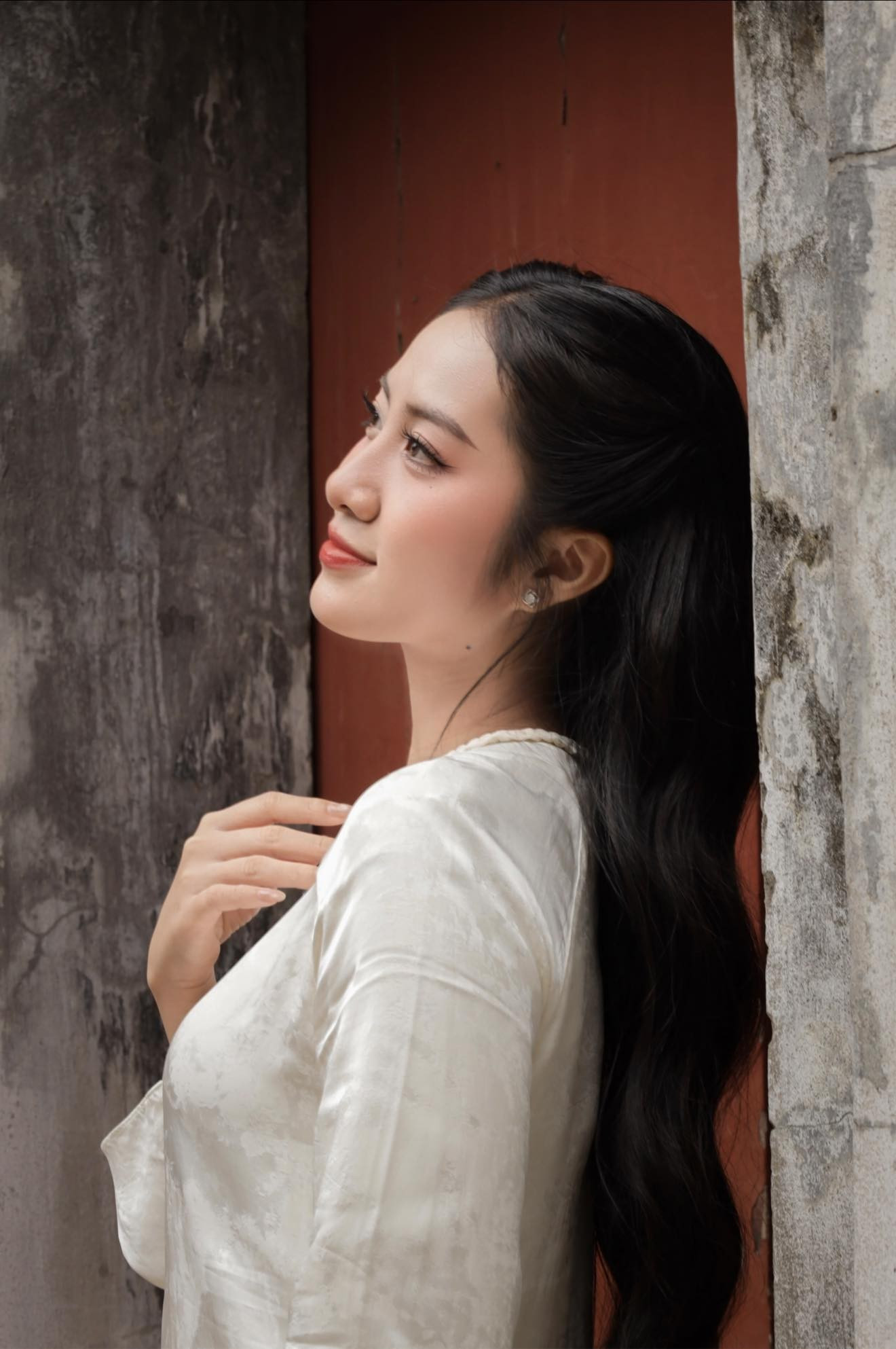 Dàn hoa, á hậu khoe dáng với áo dài Tết- Ảnh 6.