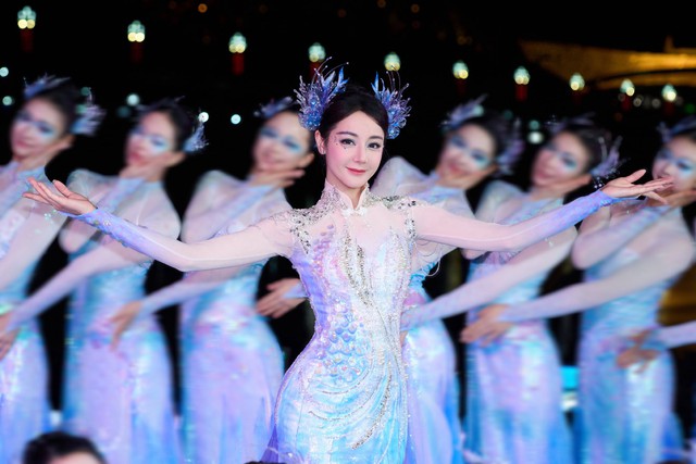 Địch Lệ Nhiệt Ba