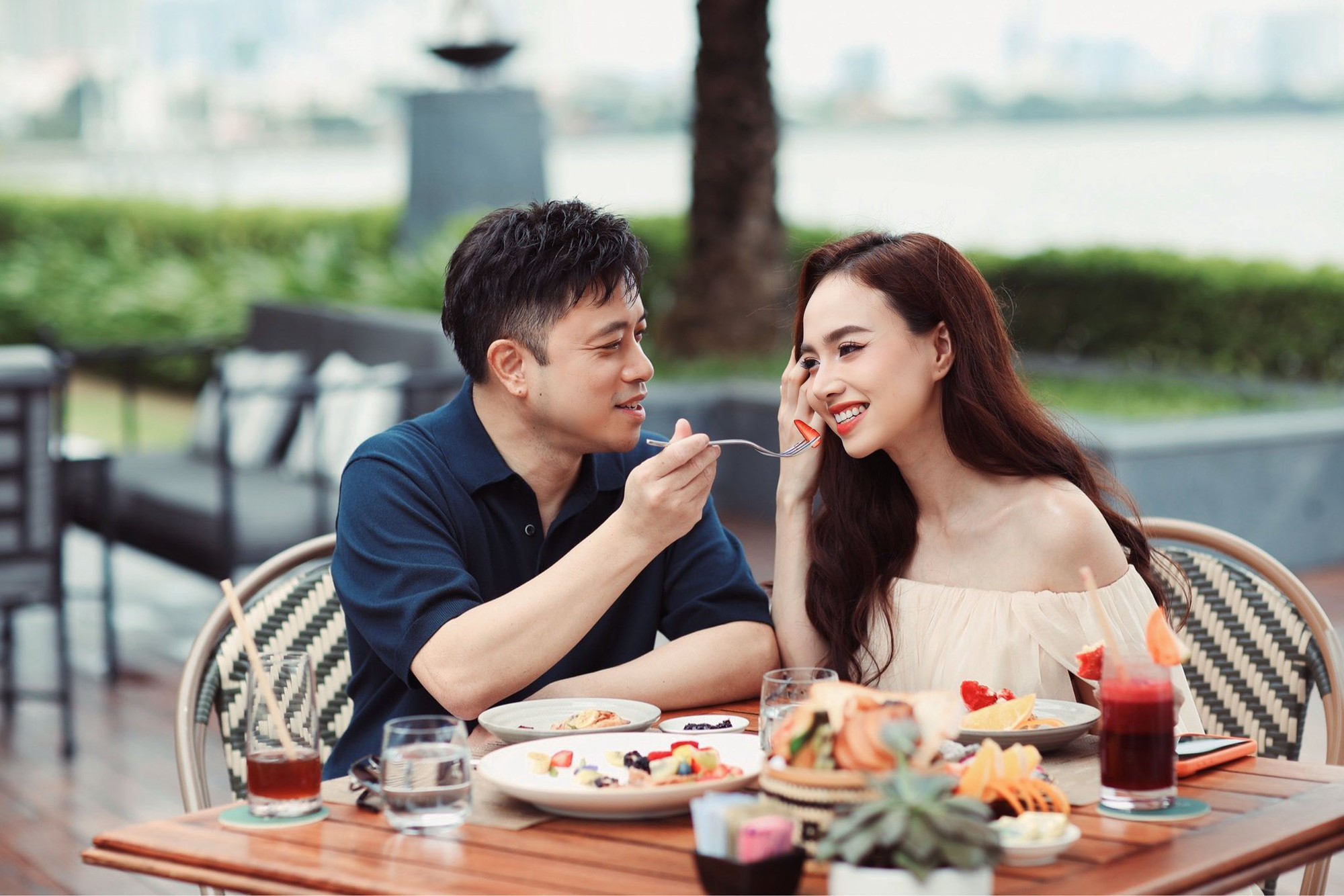 Sao Việt ngày Valentine: Tóc Tiên - Touliver thái độ trái ngược, Sơn Tùng để lộ hint lạ- Ảnh 8. Sao Việt ngày Valentine: Tóc Tiên - Touliver thái độ trái ngược, Sơn Tùng để lộ hint lạ- Ảnh 8.