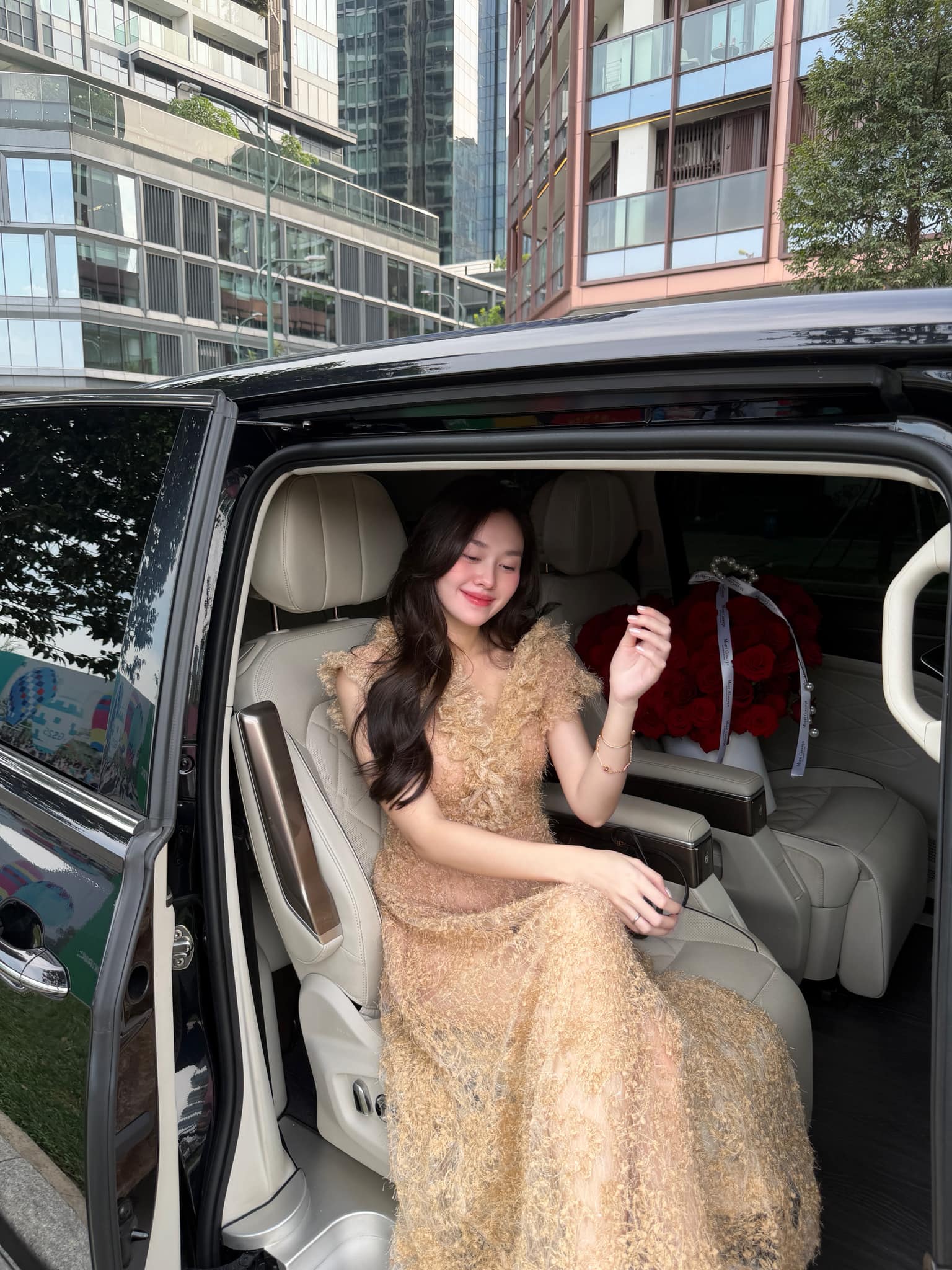 Á hậu Việt lộ thêm hint đang mang thai- Ảnh 4.