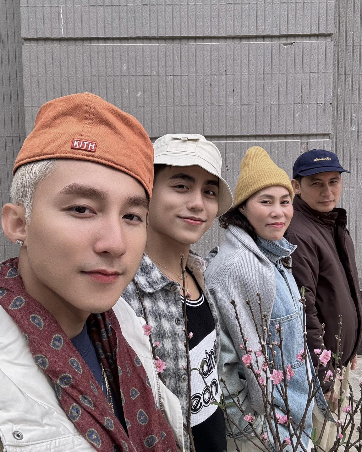 Khung hình hot mùng 1: Sơn Tùng - MONO gấp đôi visual, nhưng spotlight thuộc về 2 nhân vật này- Ảnh 4.