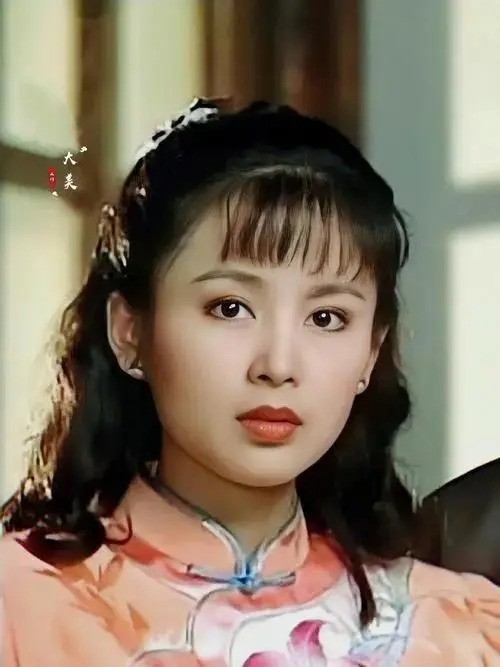 Ngắm giai nhân này mới thế nào là “phong hoa tuyệt đại”: Hiện thân của vẻ đẹp cao quý, không bao giờ tìm được người thứ 2- Ảnh 3.