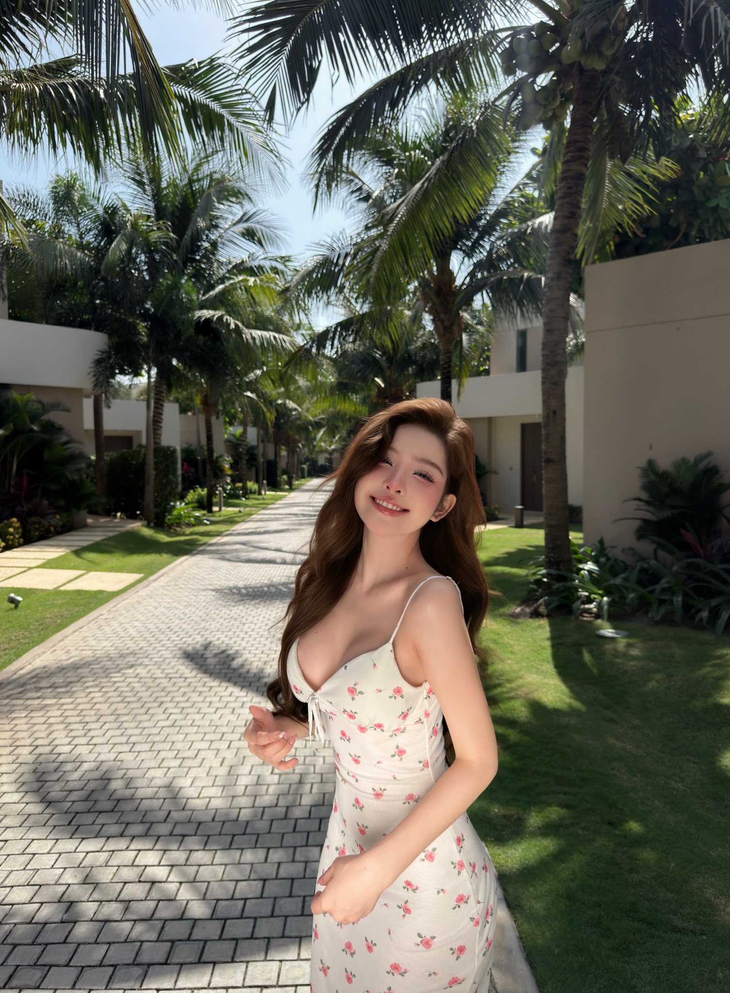 Nằm vùng trang cá nhân của nữ thần Gen Z, game thủ ngẩn ngơ mê đắm nhan sắc, vẻ đẹp vượt cả công nghệ AI- Ảnh 1. Nằm vùng trang cá nhân của nữ thần Gen Z, game thủ ngẩn ngơ mê đắm nhan sắc, vẻ đẹp vượt cả công nghệ AI- Ảnh 1.