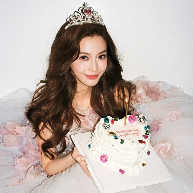 Angelababy đang yêu Angelababy đang yêu