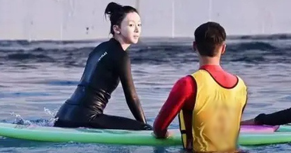 Tóm gọn cặp diễn viên đi du lịch biển đầu năm, đã hàn gắn sau 5 tháng trục trặc 67115ea6ly1iac6asuldaj20hs091ae5 1771397263044993771305 46 0 265 418 crop 17713972766081673148262jpg