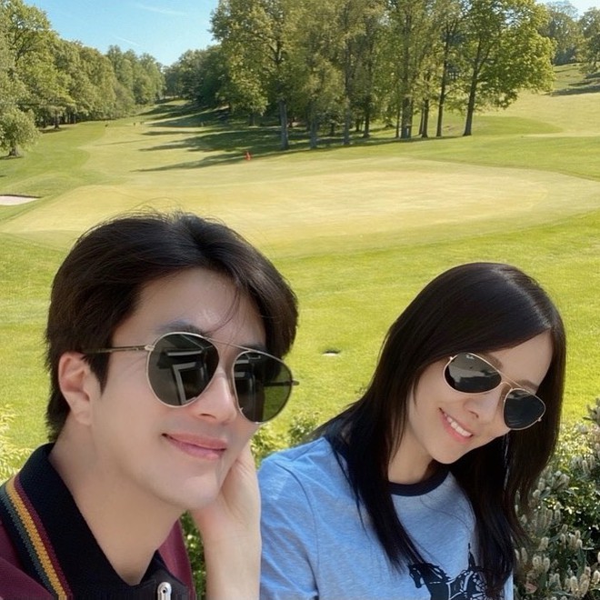 Sao nam mất 100 ngàn fan chỉ sau một đêm vì yêu Á hậu lăng nhăng nhất showbiz, còn lộ ảnh hẹn hò nóng bỏng- Ảnh 5.