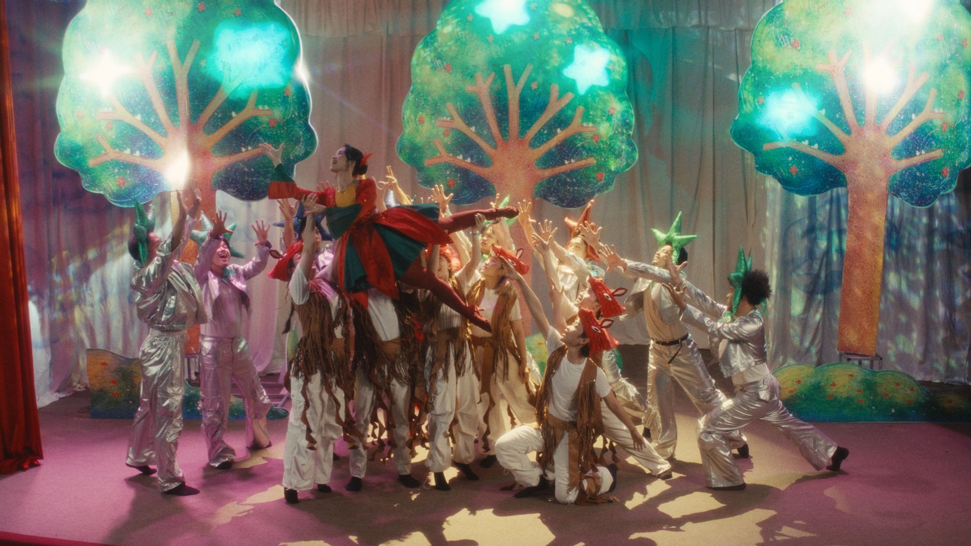 Tại sao phim Việt hay thế này đến bây giờ mới chiếu: Đỉnh cao chữa lành đẹp hút hồn, đảm bảo đáng từng đồng tiền vé- Ảnh 17.