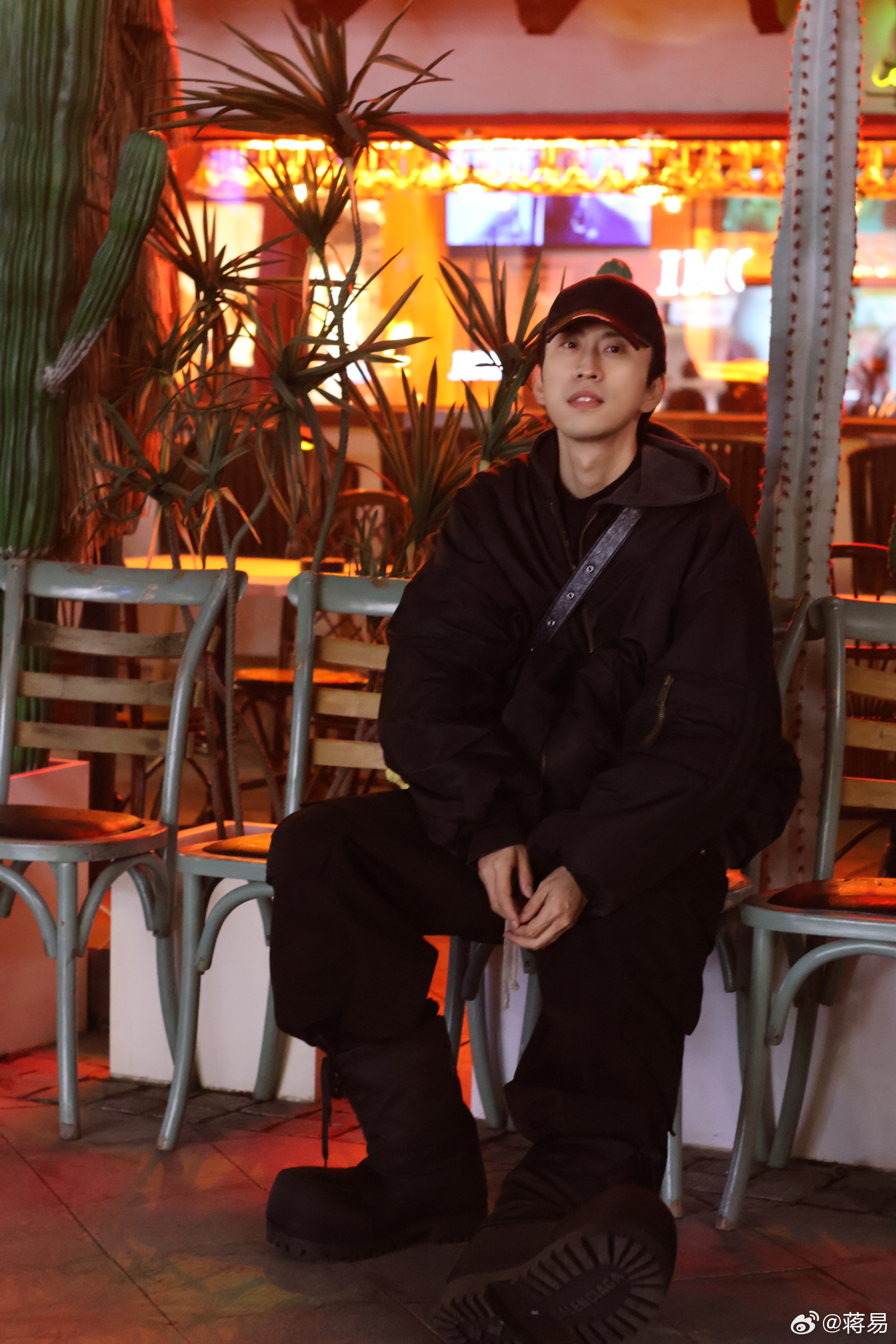 Cặp đôi Valentine showbiz lộ diện: Đã dọn về chung sống cùng nhau, bí mật bại lộ vì 1 chú cún- Ảnh 5.