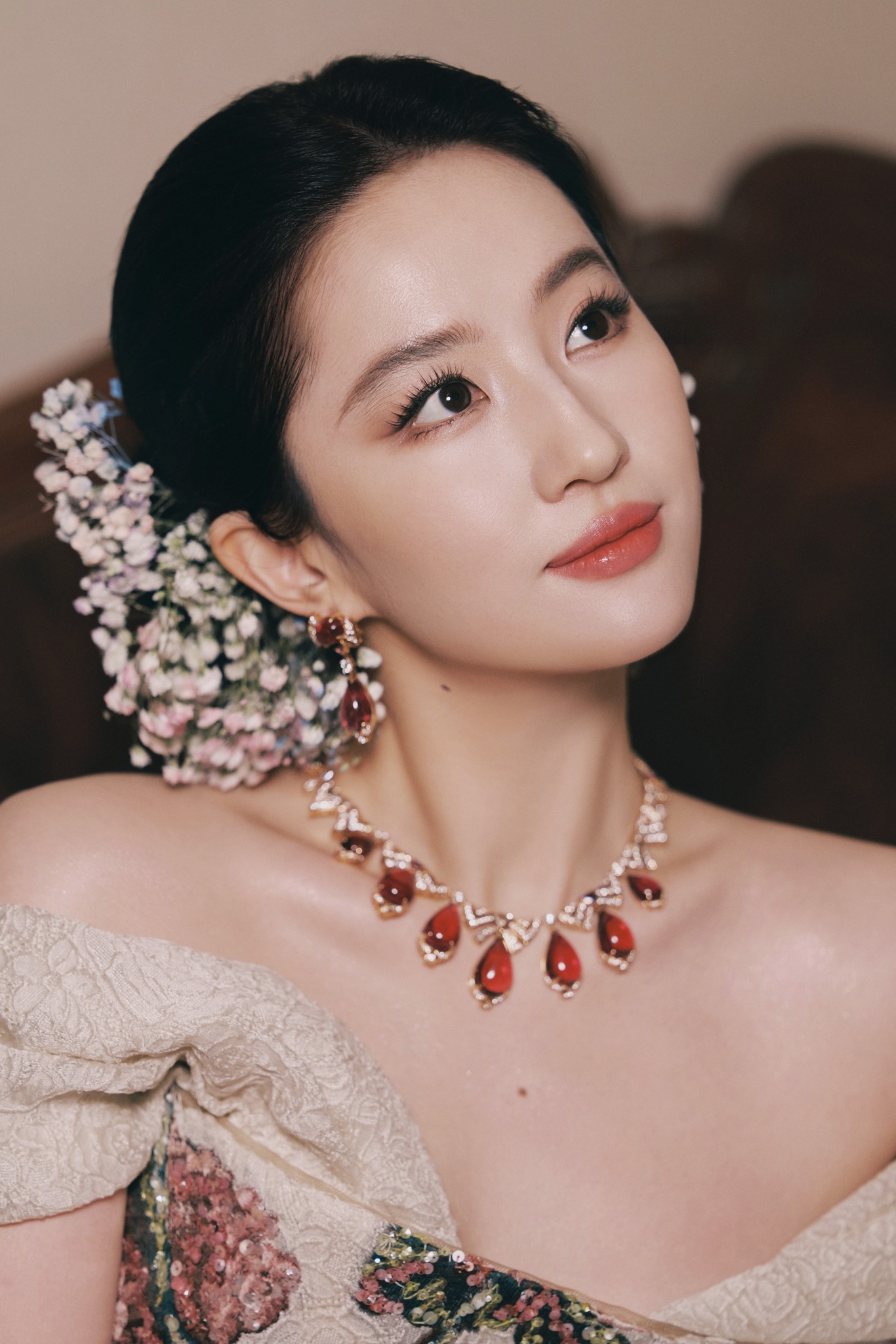 Không ai tin đây là Lưu Diệc Phi- Ảnh 4. Không ai tin đây là Lưu Diệc Phi- Ảnh 4.