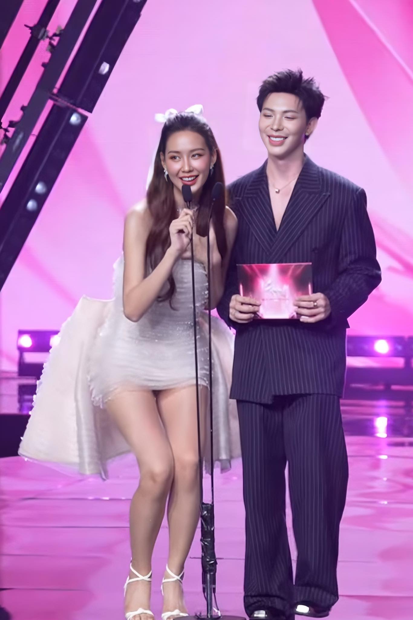 Mỹ nhân Việt cao gần 1m9 có ba là Đại tá quân đội, sở hữu 1 thứ mà chưa ai trong showbiz đọ lại- Ảnh 2.