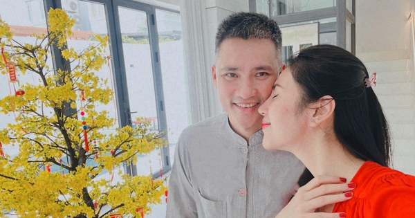 Cái Tết lạ của Công Vinh - Thủy Tiên 886563542552577136397081n 17720910910461584936116 1772096456908 17720964573841824780078 1772099322897 1772099324170202405163 0 0 1047 1999 crop 1772099436692175683756jpg