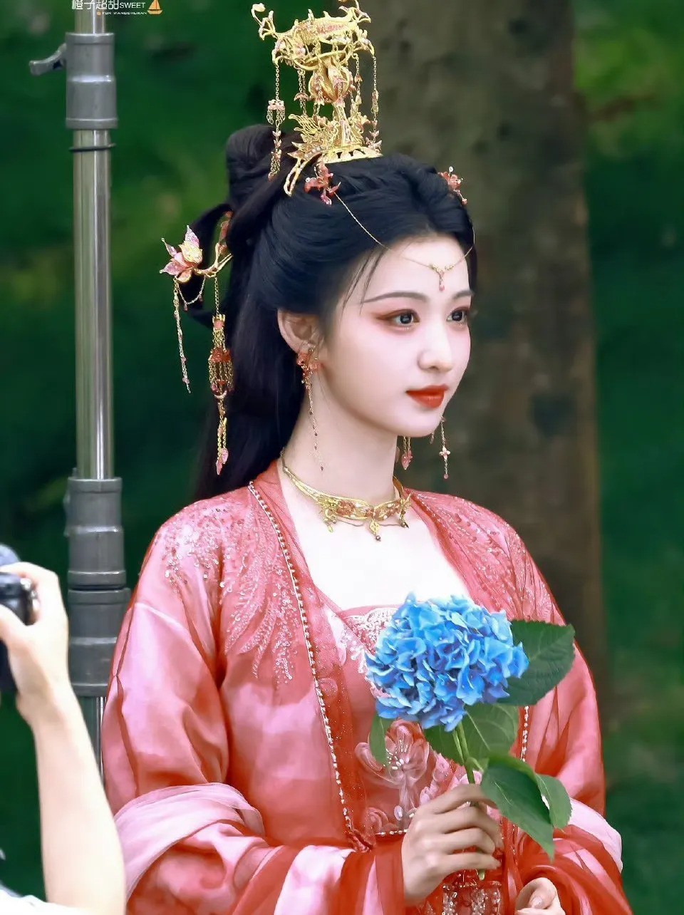 "Tiểu Lưu Diệc Phi" hút hồn khán giả bởi vẻ đẹp vừa thuần khiết vừa quyến rũ 9 1752128627 443 width960height1284 1770869705924 1770869706111797338296