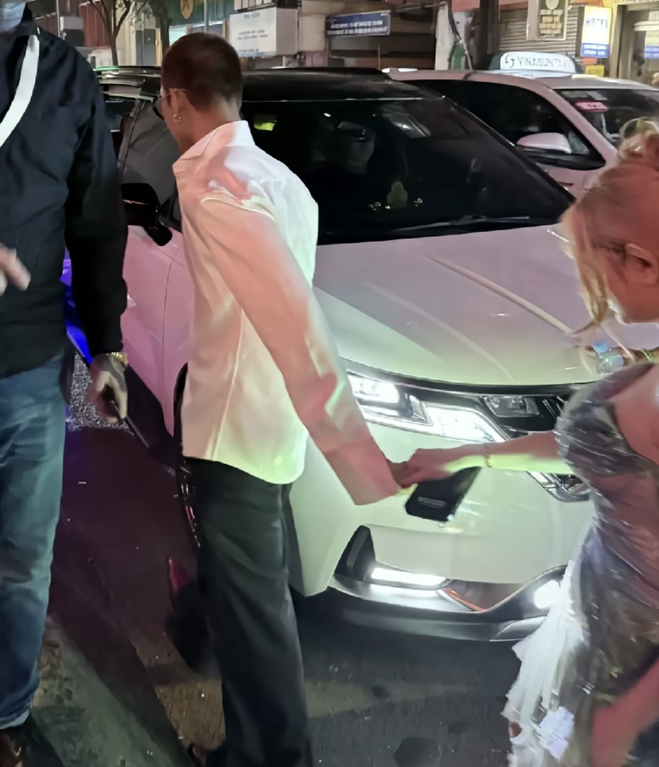 Kaity Nguyễn lại bị kéo vào chuyện của WEAN và Naomi- Ảnh 2.