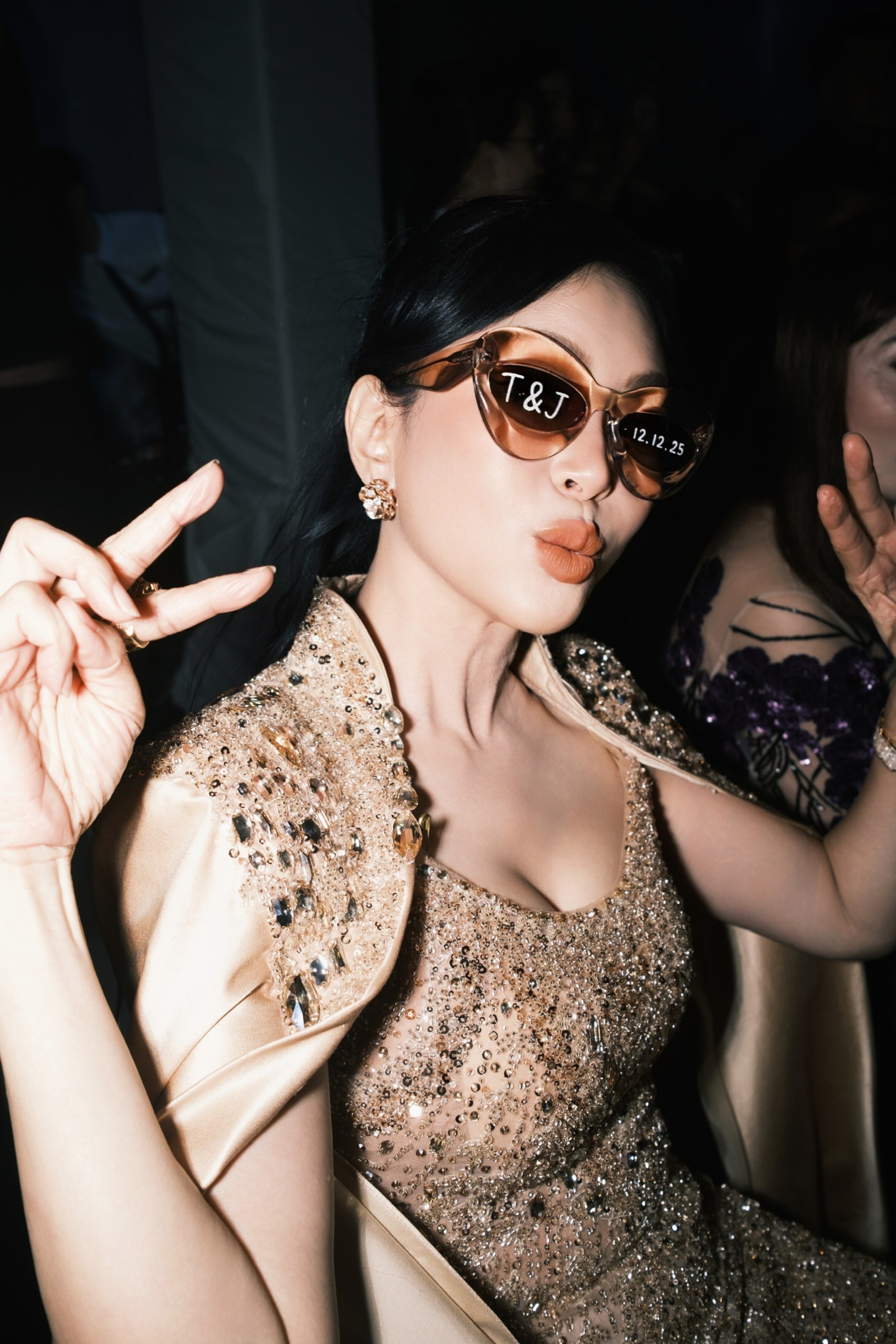 Điều phu nhân tỷ phú Johnathan Hạnh Nguyễn chỉ làm trong đám cưới ái nữ, 2 con dâu không có đặc quyền này!- Ảnh 3.